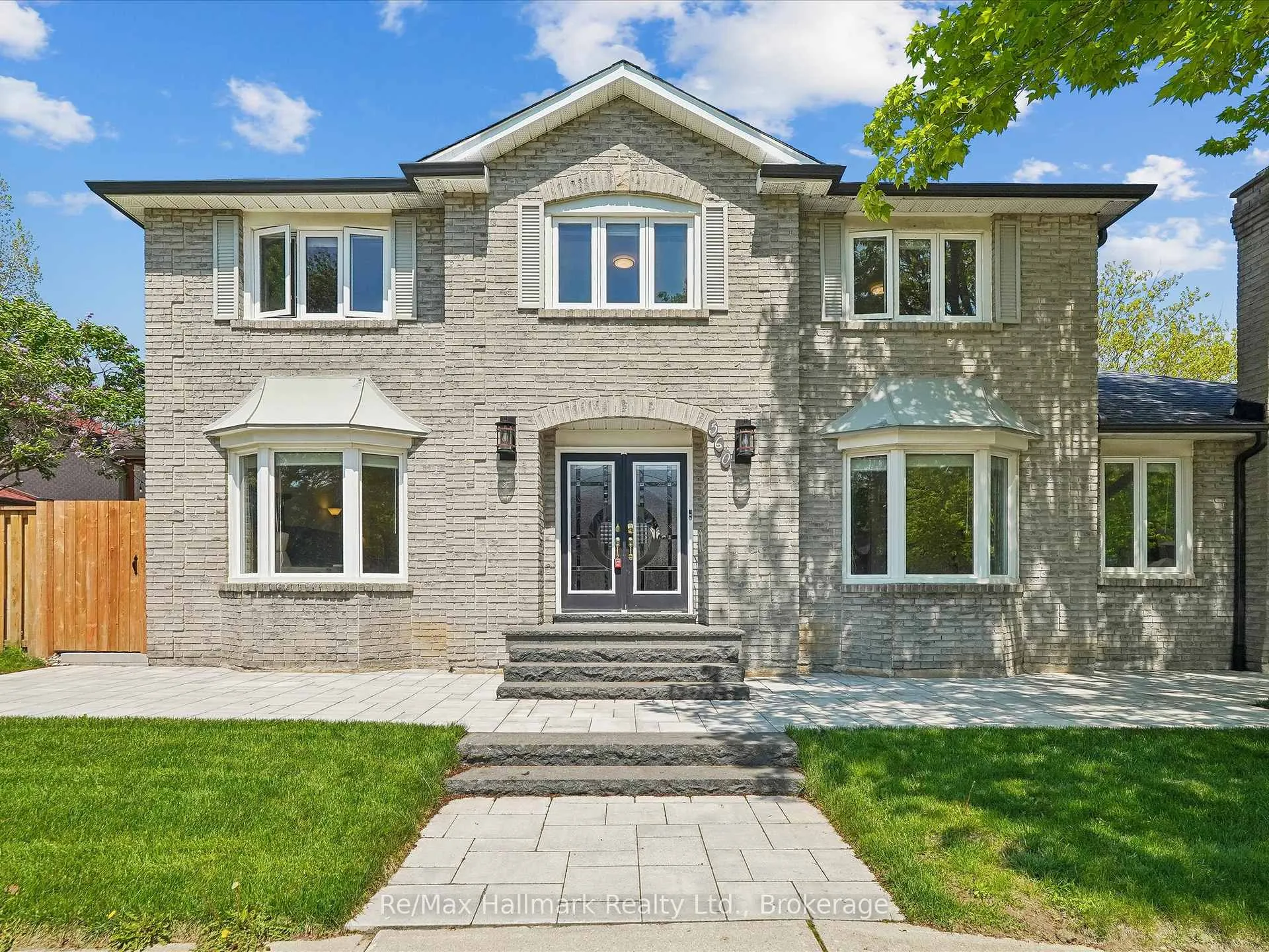Photo 43 of 560 Chillingham Crescent, Oakville, Ford — HOMEH