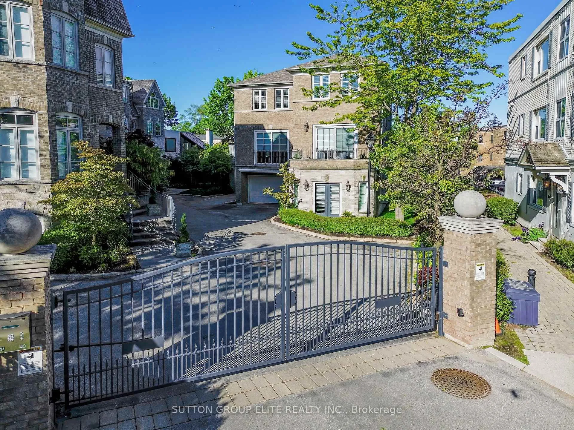 Photo 1 of 16 Nautical Lane, Etobicoke, Mimico — HOMEH