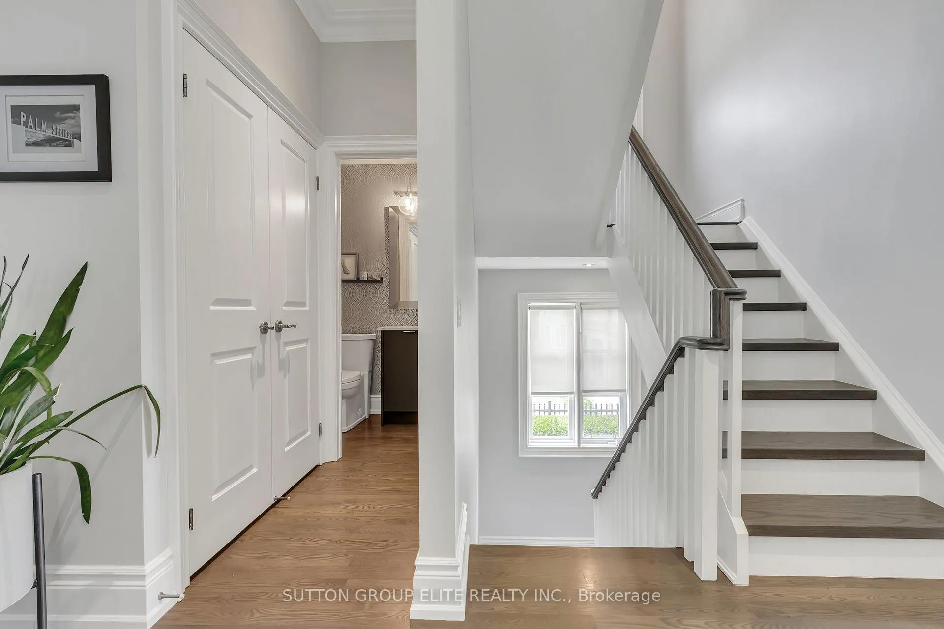 Photo 6 of 16 Nautical Lane, Etobicoke, Mimico — HOMEH