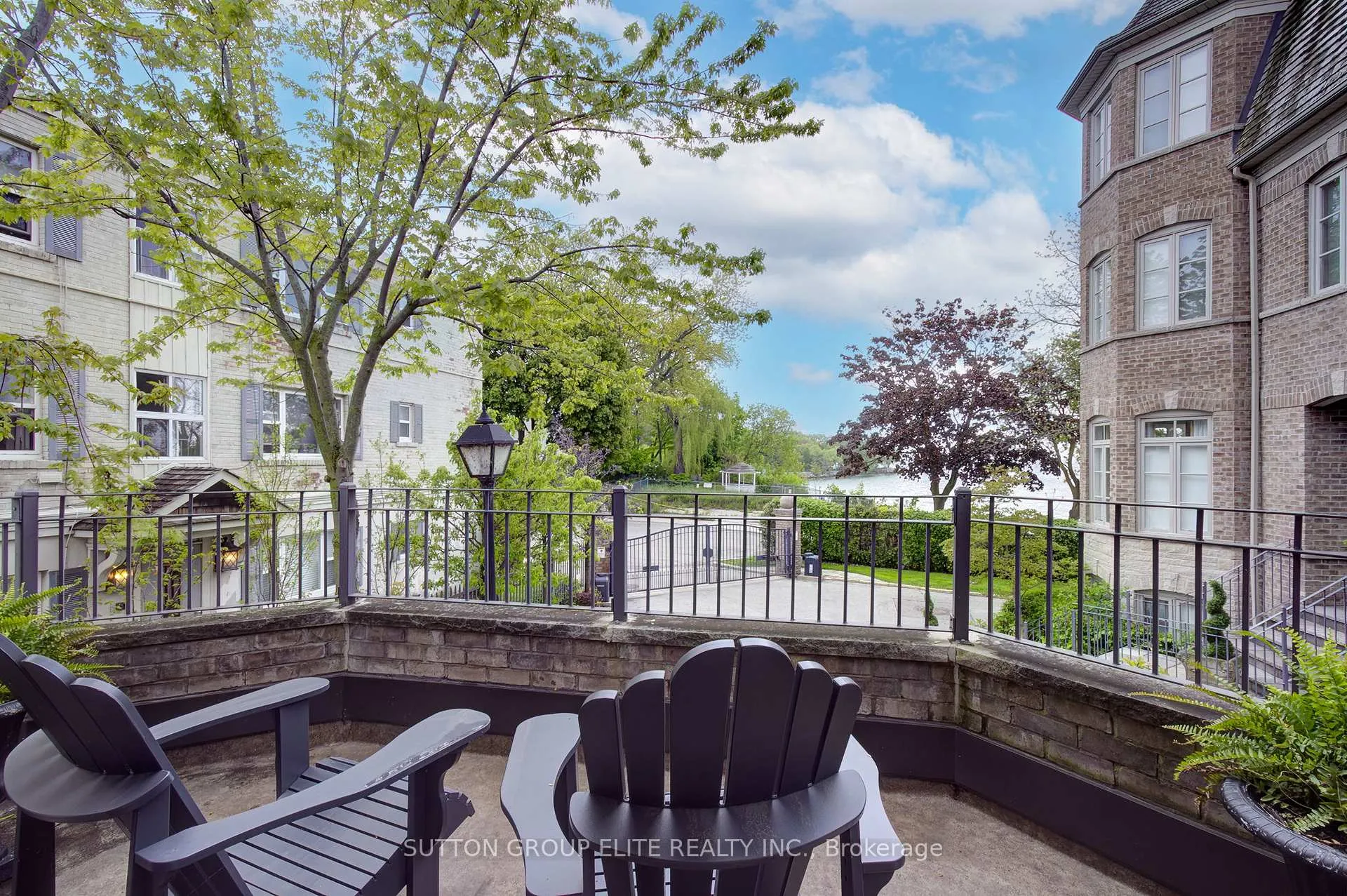 Photo 22 of 16 Nautical Lane, Etobicoke, Mimico — HOMEH