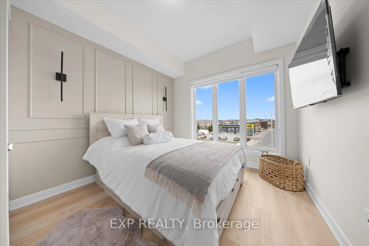 Photo 10 of Unit 303, 3600 Brian Coburn Boulevard, Ottawa, Avalon West — HOMEH