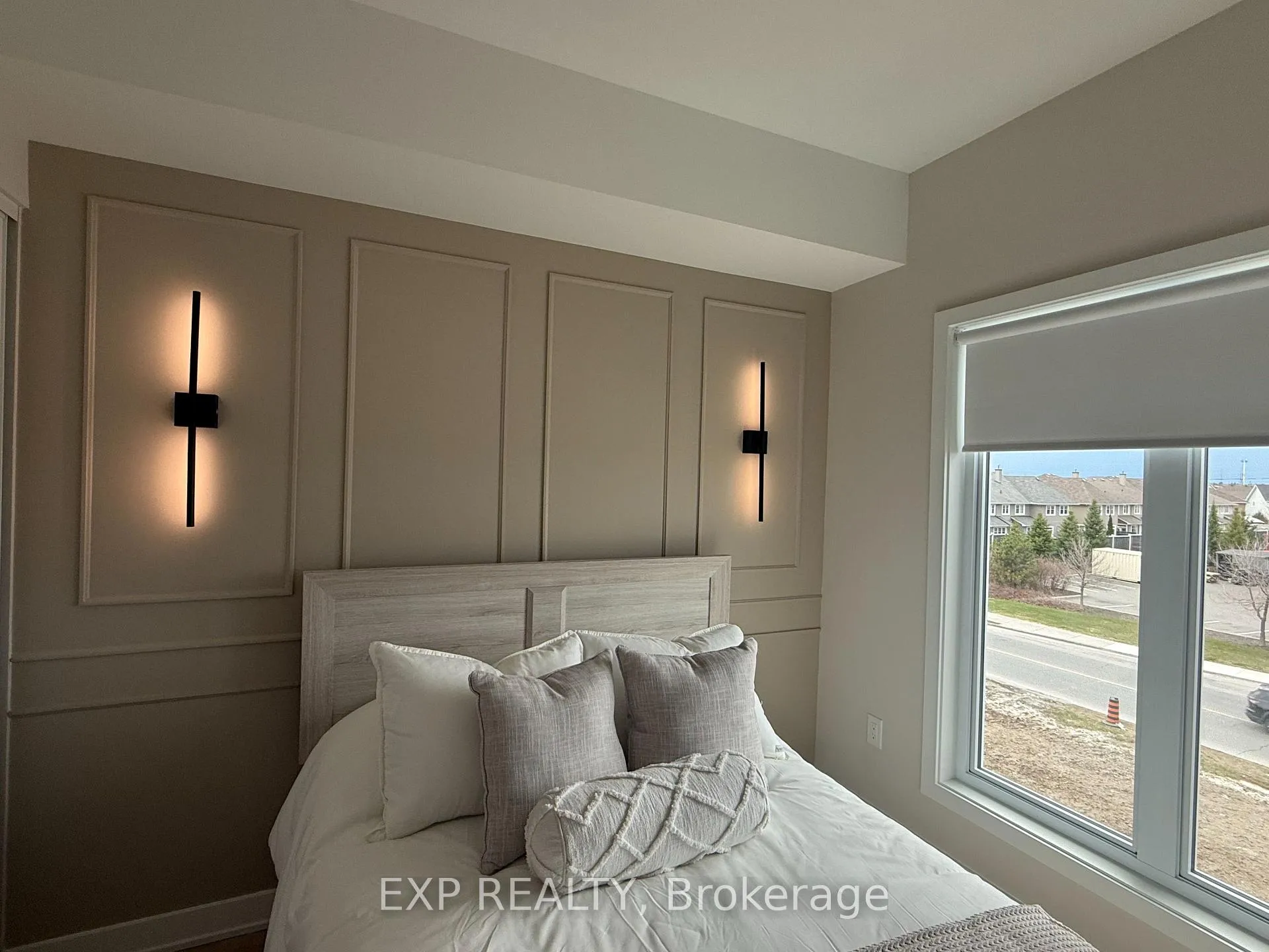 Photo 11 of Unit 303, 3600 Brian Coburn Boulevard, Ottawa, Avalon West — HOMEH