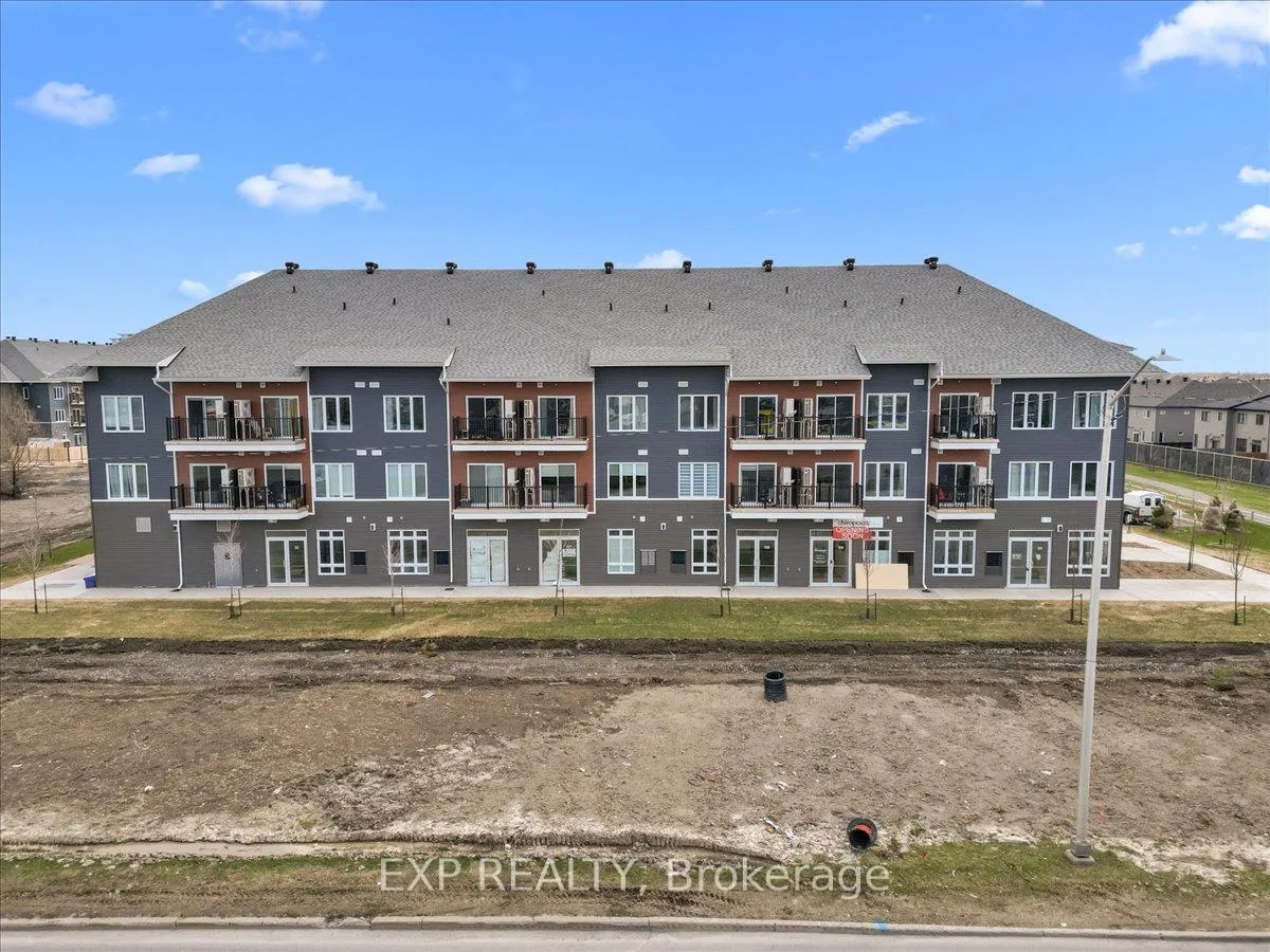 Photo 14 of Unit 303, 3600 Brian Coburn Boulevard, Ottawa, Avalon West — HOMEH
