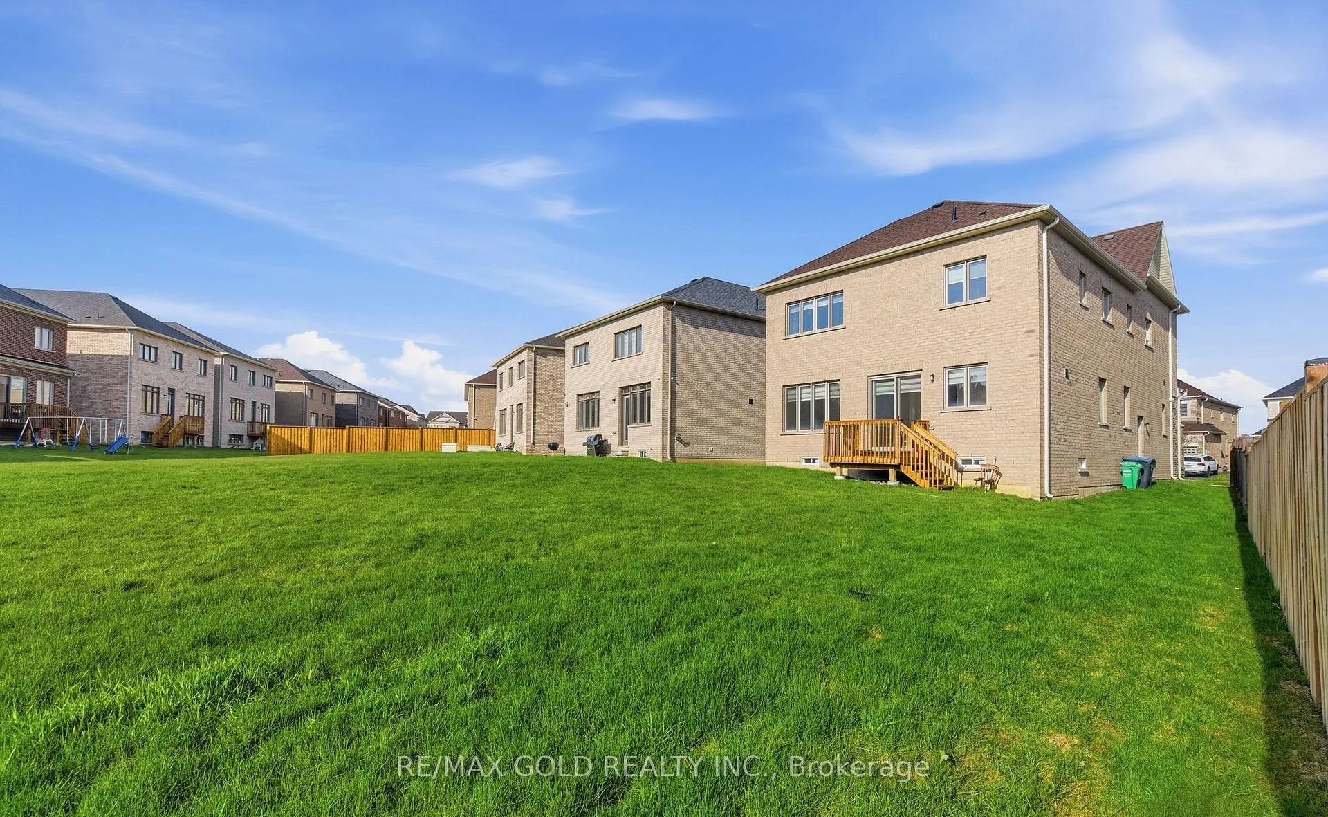 Photo 25 of 32 Dotchson Avenue, Caledon, Rural Caledon — HOMEH