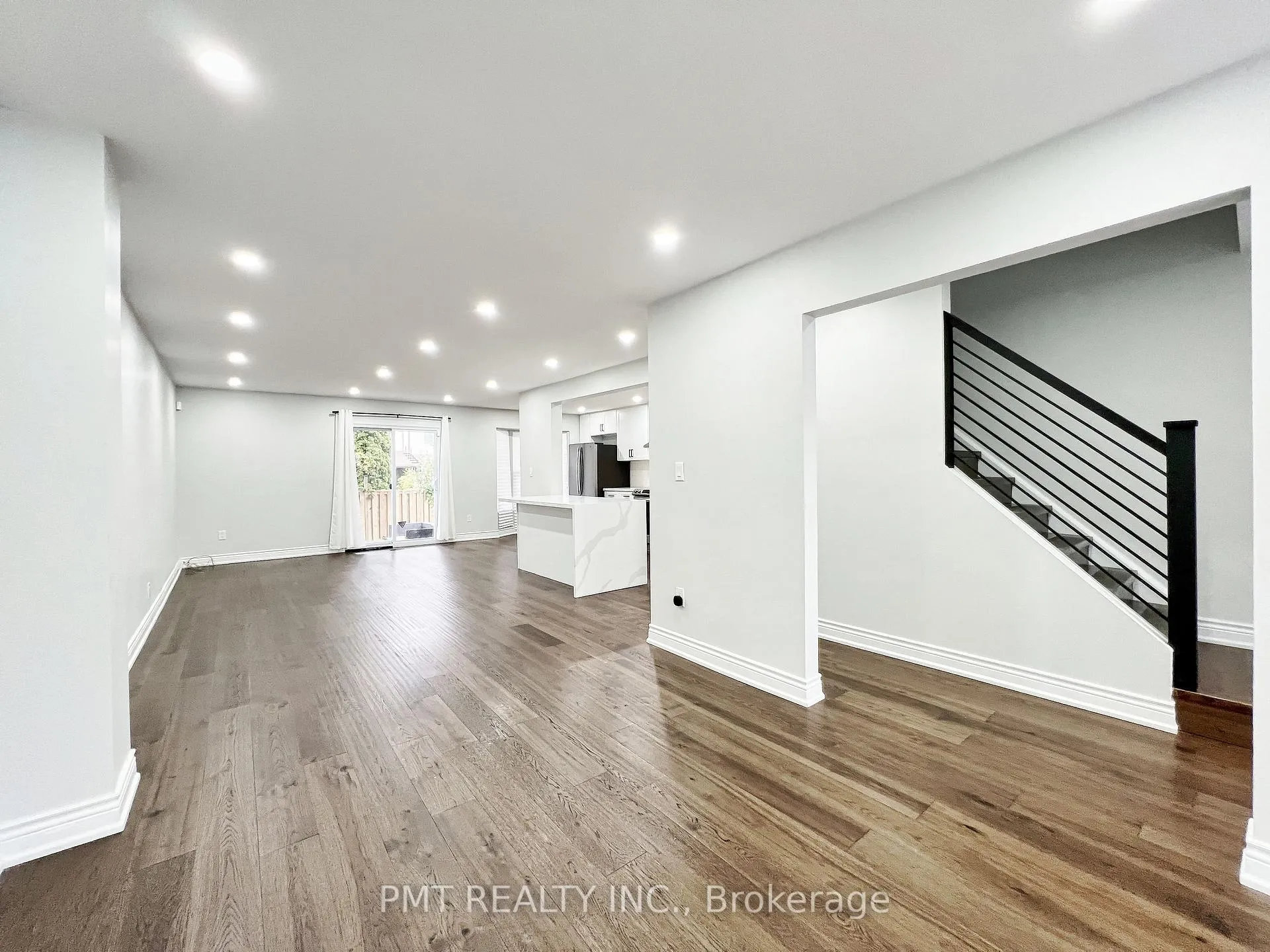 Photo 4 of 81 Burlington Street, Etobicoke, Mimico — HOMEH
