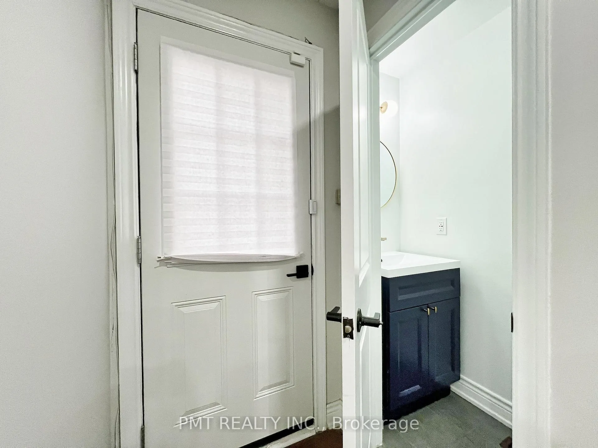 Photo 19 of 81 Burlington Street, Etobicoke, Mimico — HOMEH