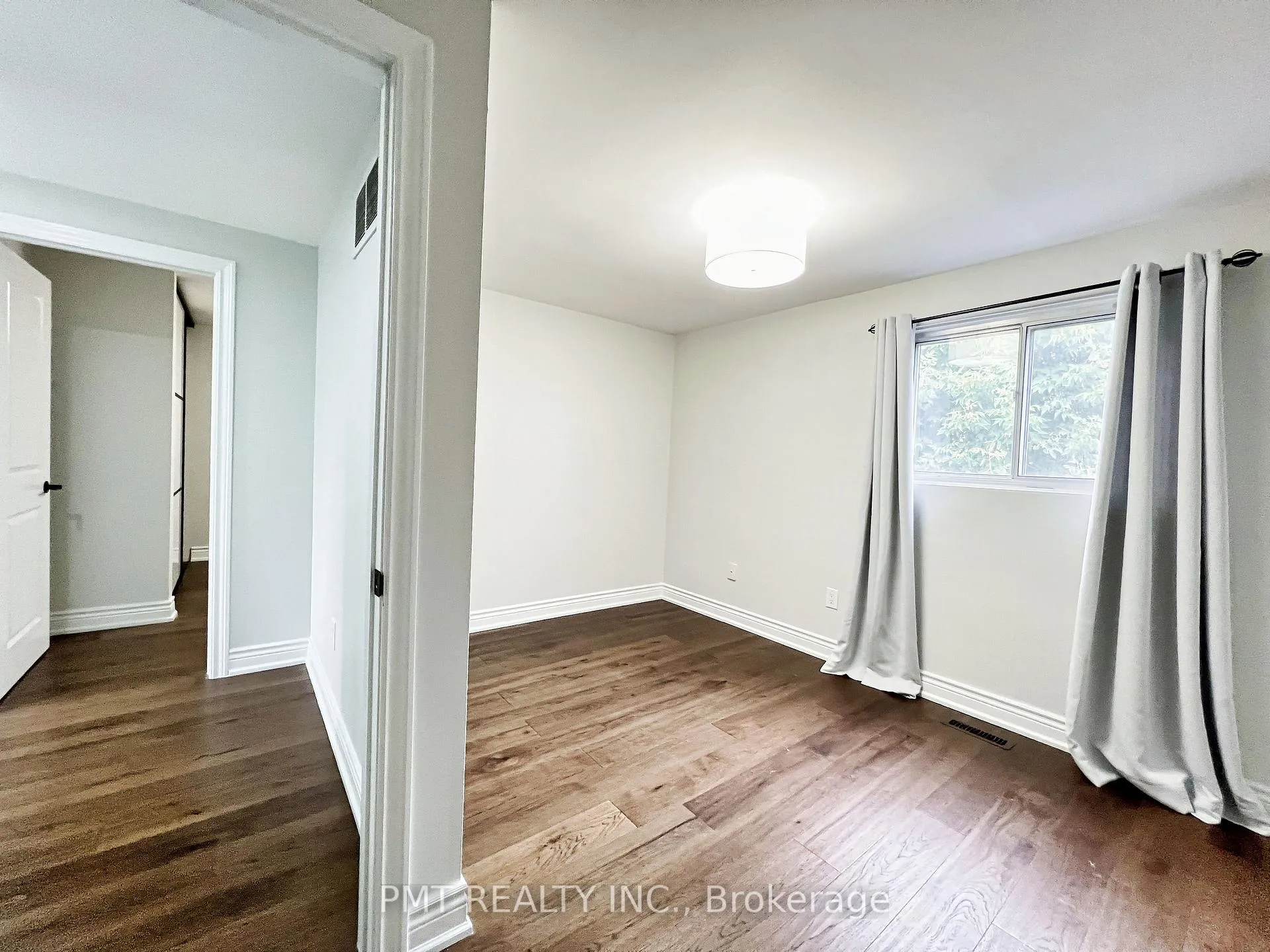 Photo 22 of 81 Burlington Street, Etobicoke, Mimico — HOMEH