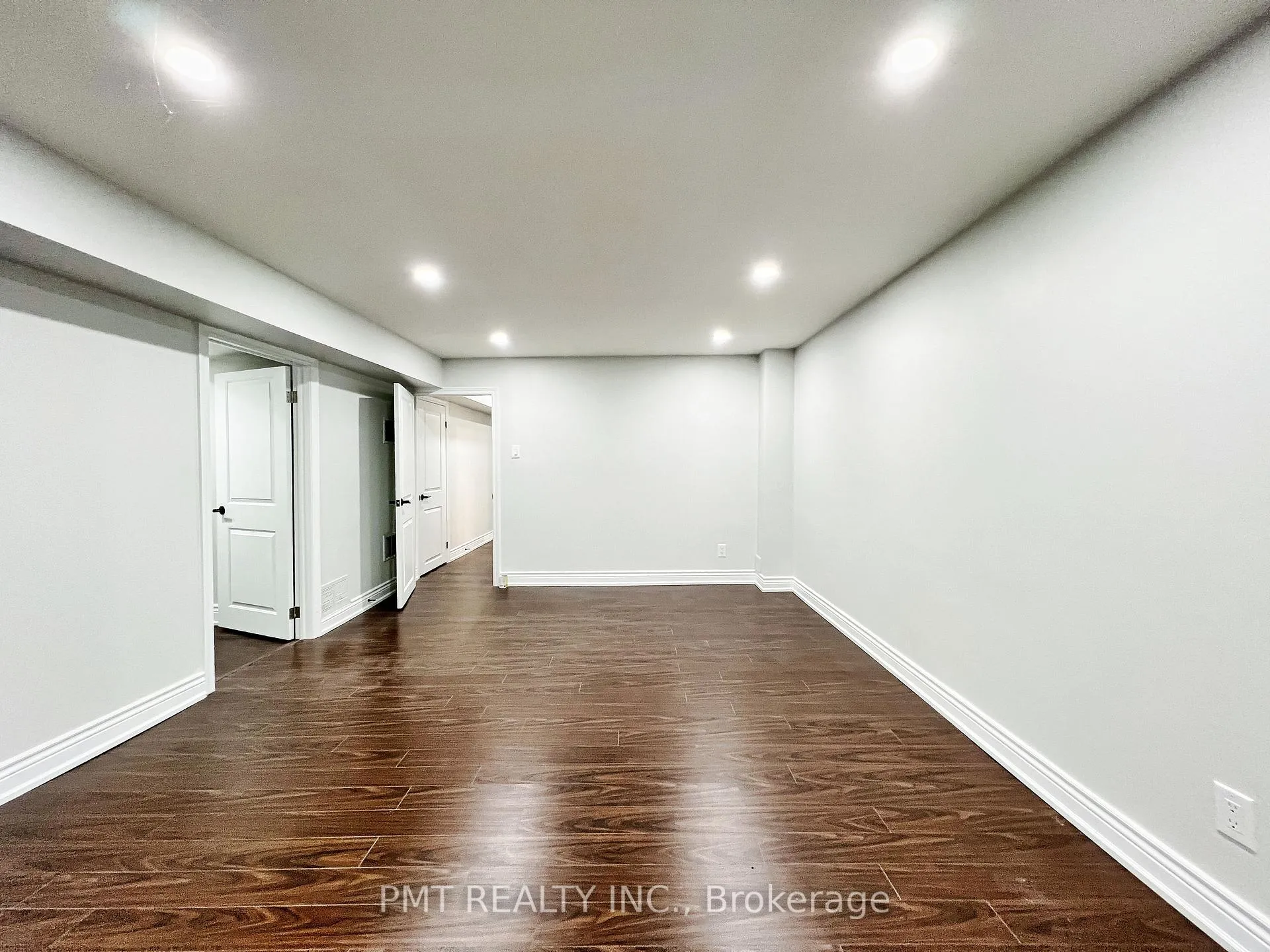 Photo 41 of 81 Burlington Street, Etobicoke, Mimico — HOMEH