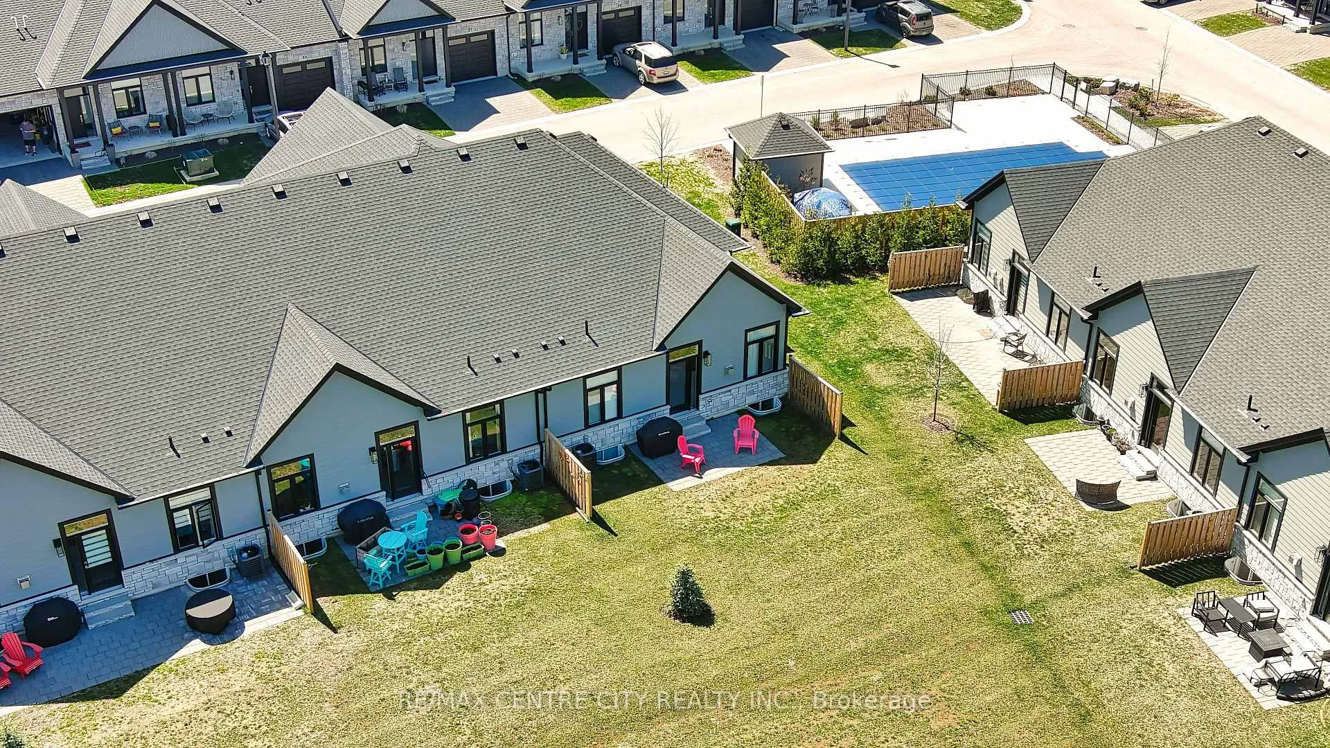 Photo 33 of Unit 35, 63 Compass Trail, Central Elgin, Port Stanley — HOMEH