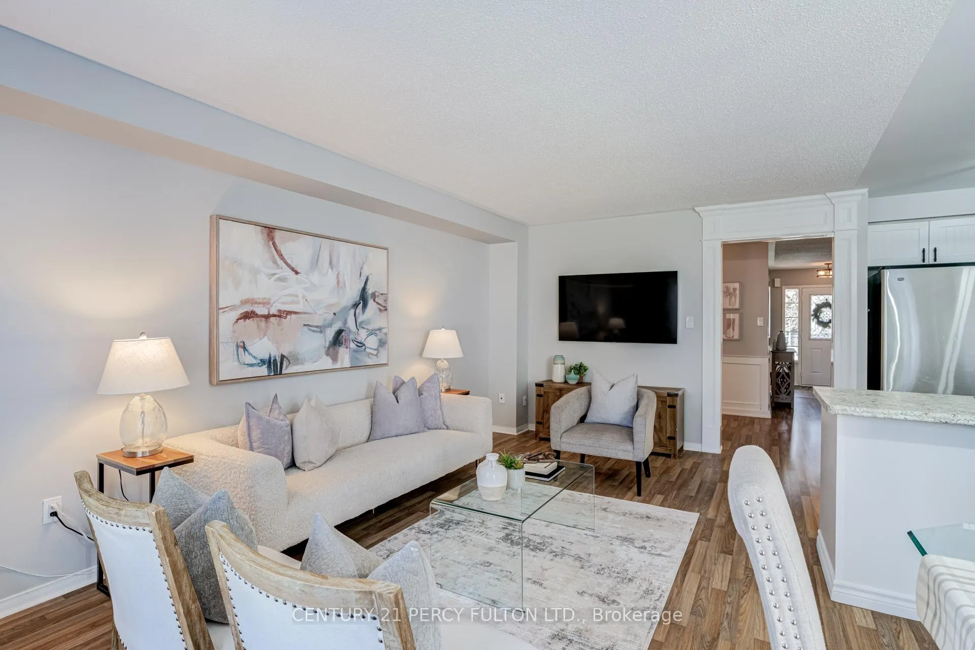Photo 10 of 49 Bettina Place, Whitby, Rolling Acres — HOMEH