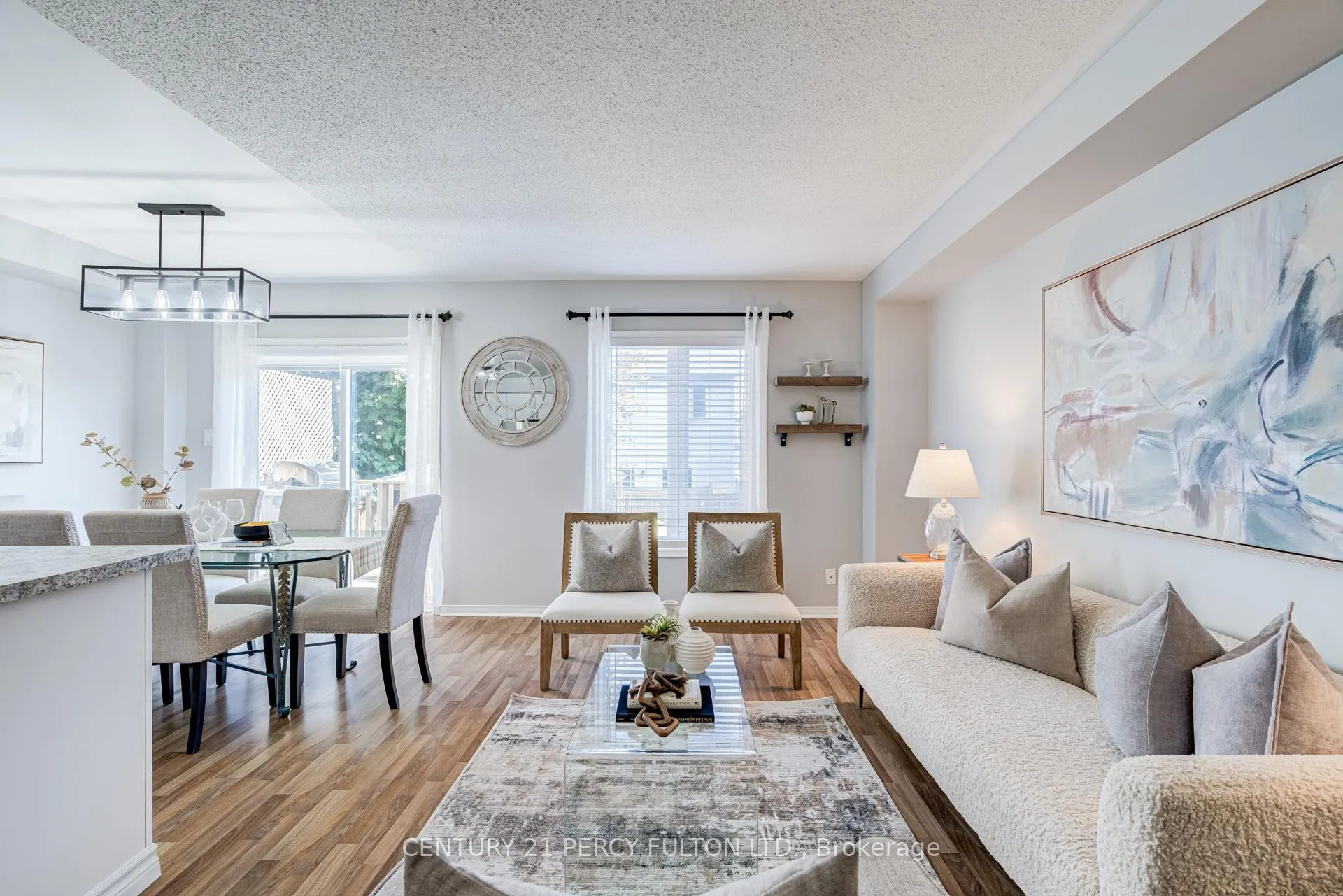 Photo 12 of 49 Bettina Place, Whitby, Rolling Acres — HOMEH