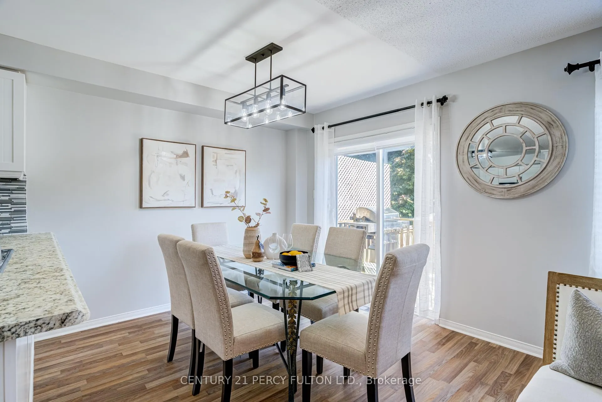 Photo 17 of 49 Bettina Place, Whitby, Rolling Acres — HOMEH