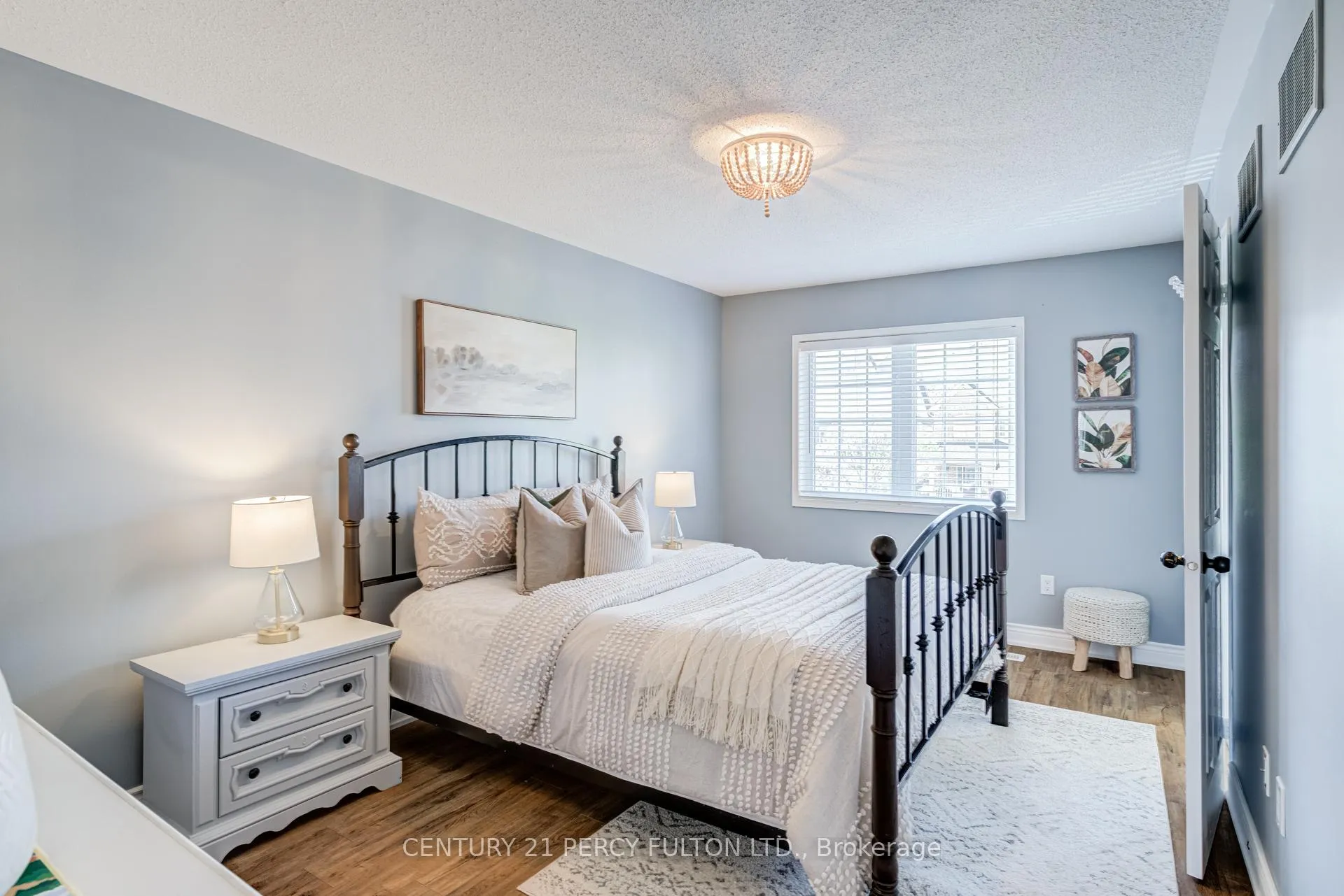 Photo 20 of 49 Bettina Place, Whitby, Rolling Acres — HOMEH
