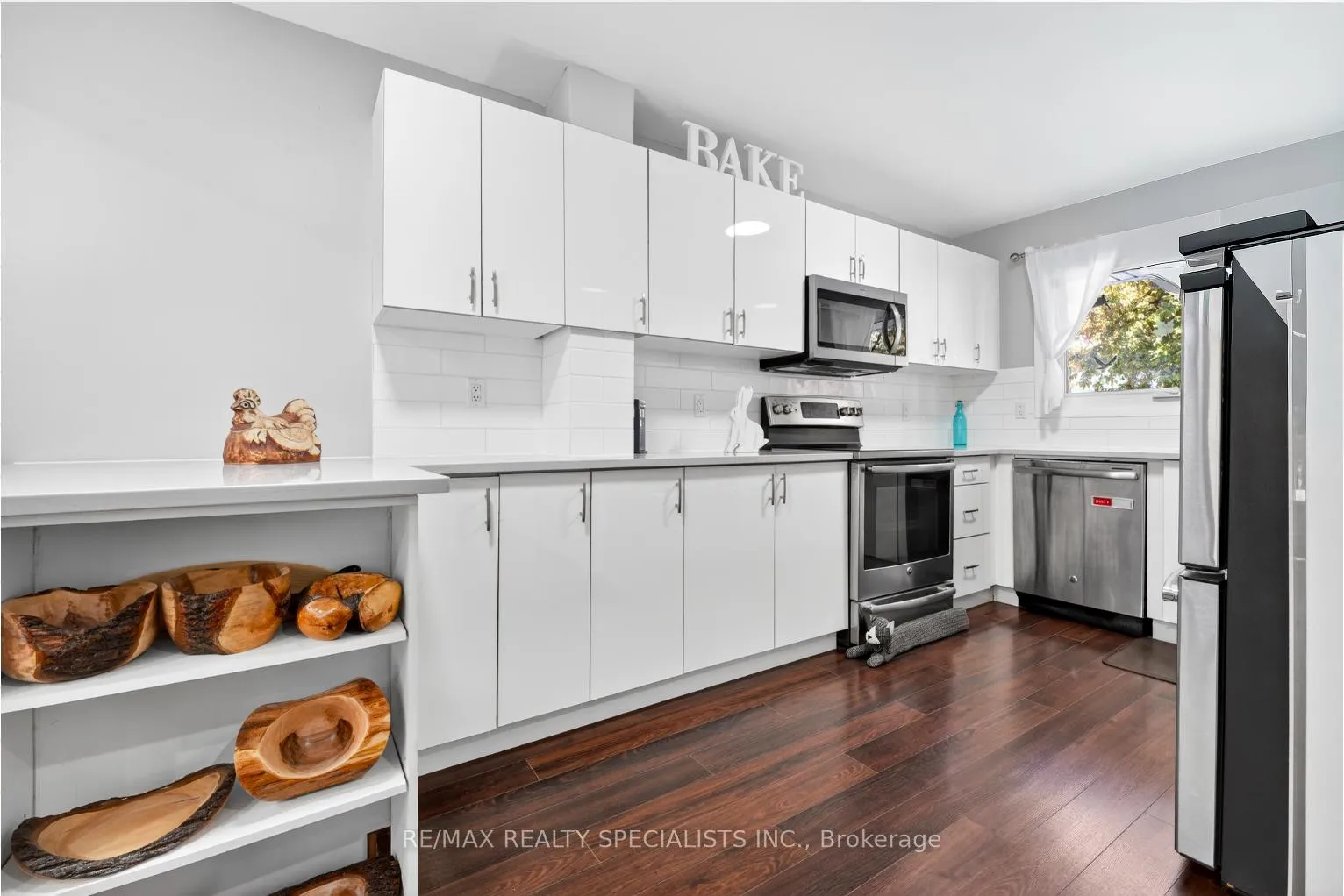 Photo 13 of 13 Hernon Court, Brampton, Central Park — HOMEH