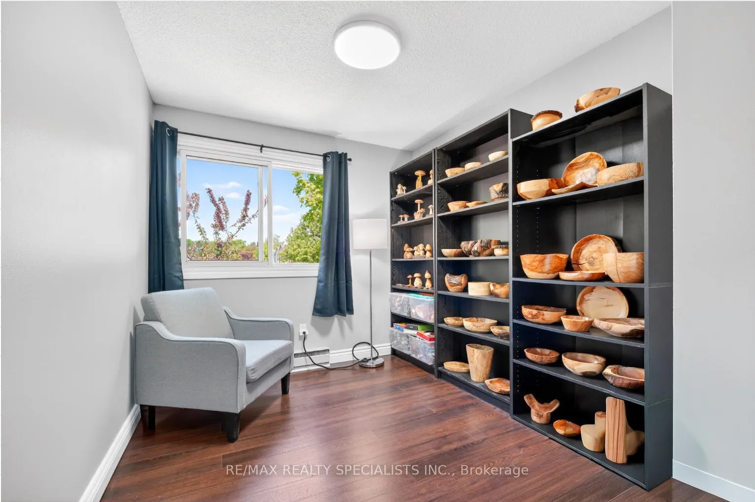Photo 21 of 13 Hernon Court, Brampton, Central Park — HOMEH