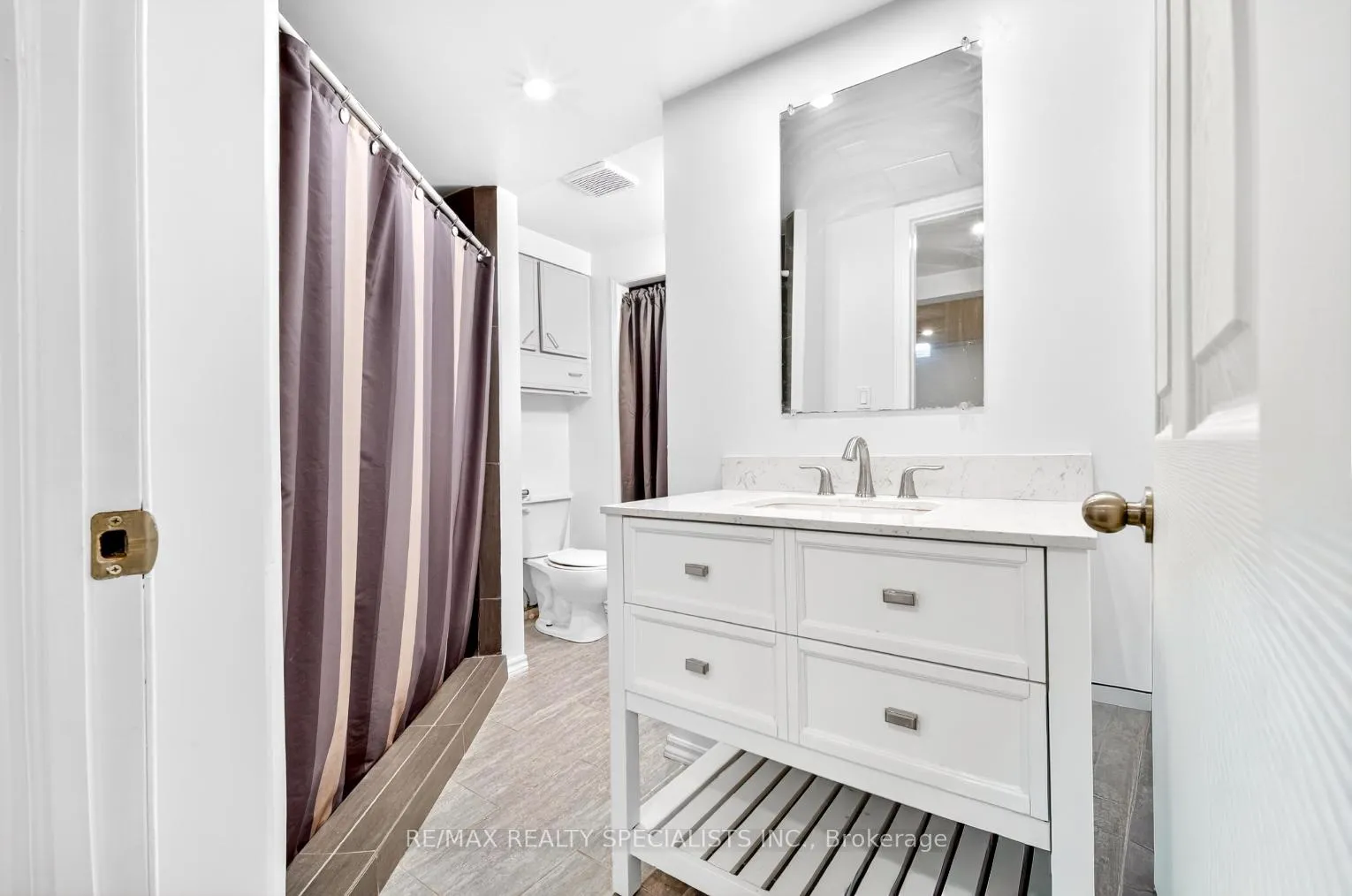 Photo 24 of 13 Hernon Court, Brampton, Central Park — HOMEH