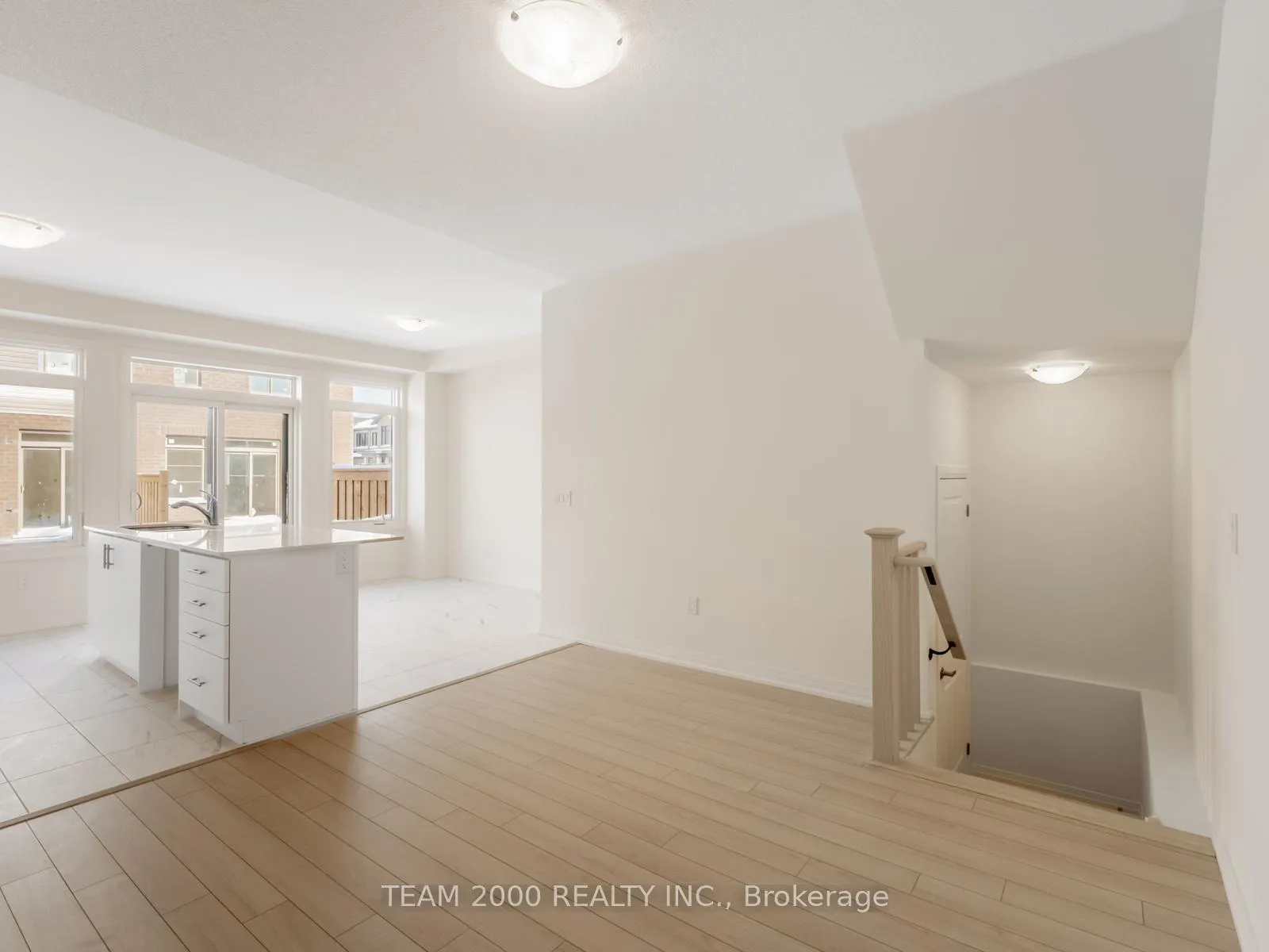 Photo 5 of Unit 42, 474 Provident Way, Hamilton, Mount Hope — HOMEH