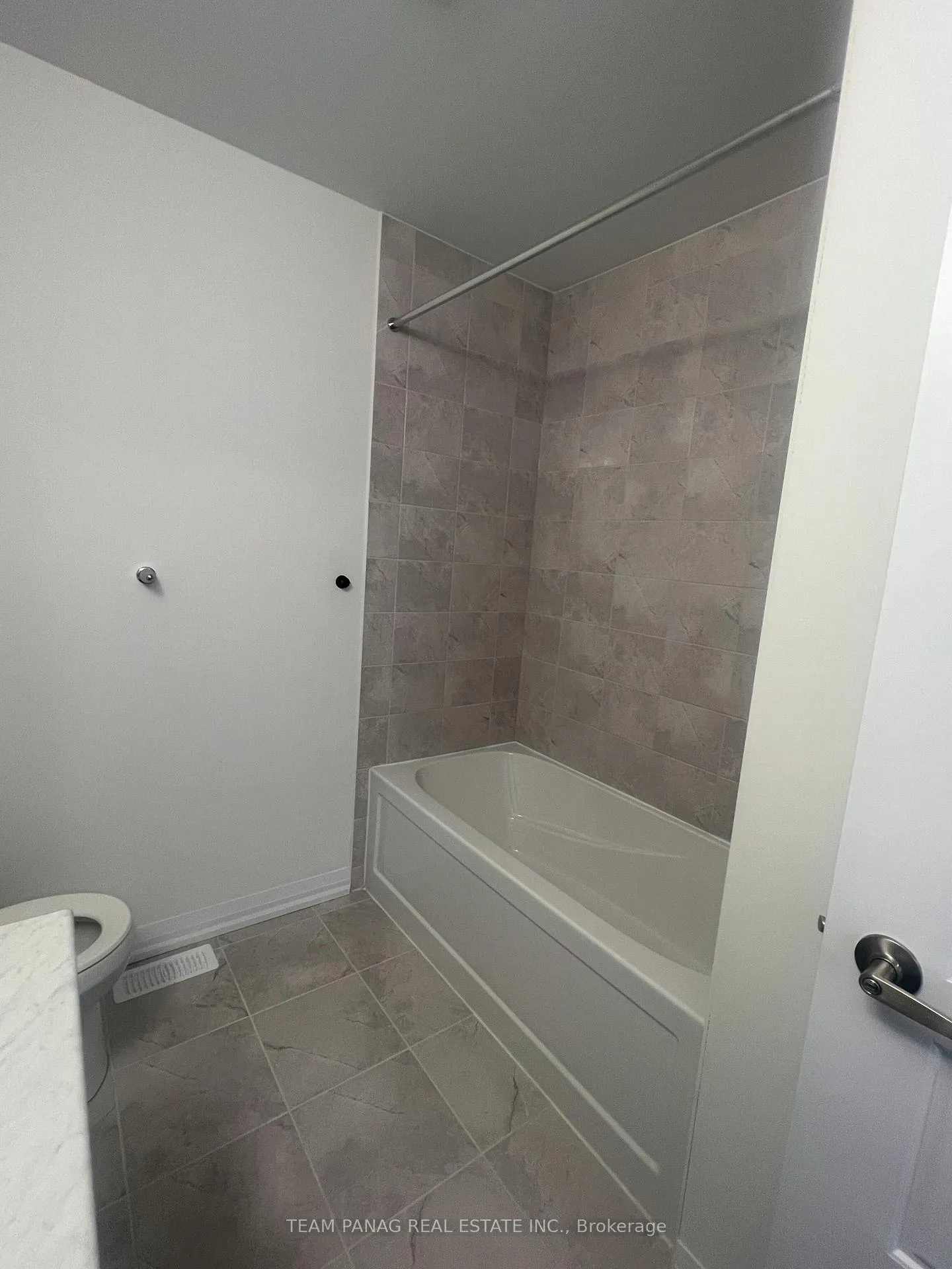 Photo 15 of 298 Starlight Avenue, Woolwich — HOMEH