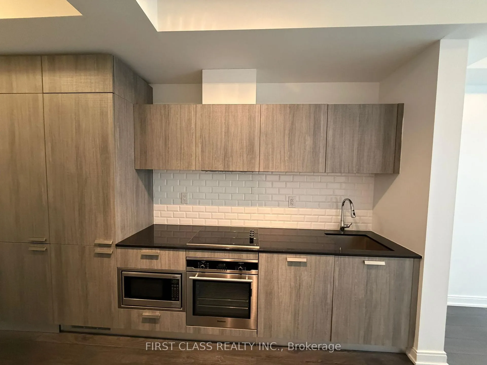 Photo 5 of Unit 1009, 50 Charles Street E, Toronto, Church-Yonge Corridor — HOMEH