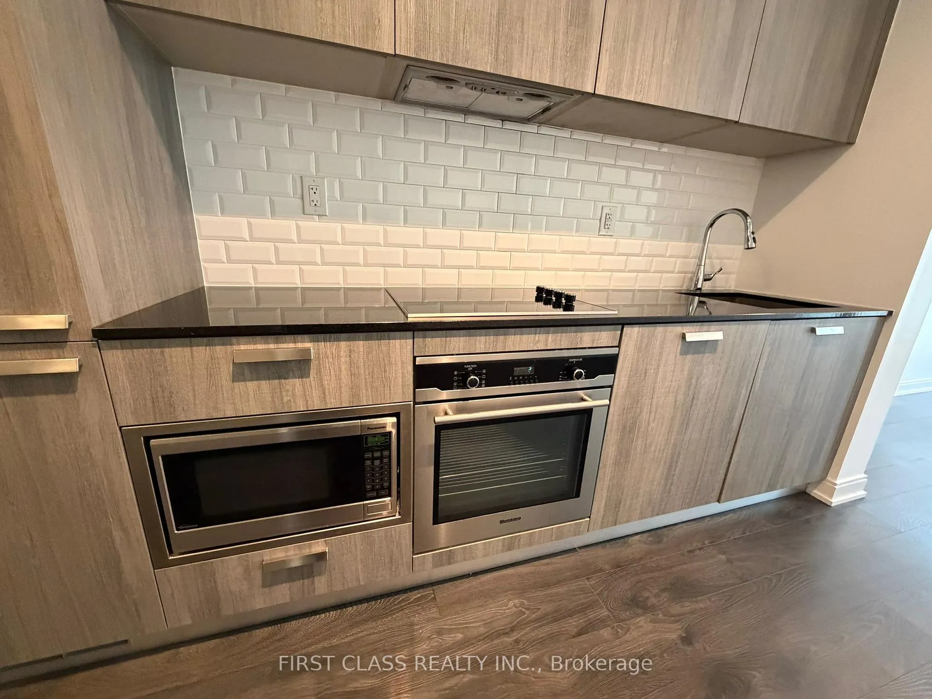 Photo 7 of Unit 1009, 50 Charles Street E, Toronto, Church-Yonge Corridor — HOMEH