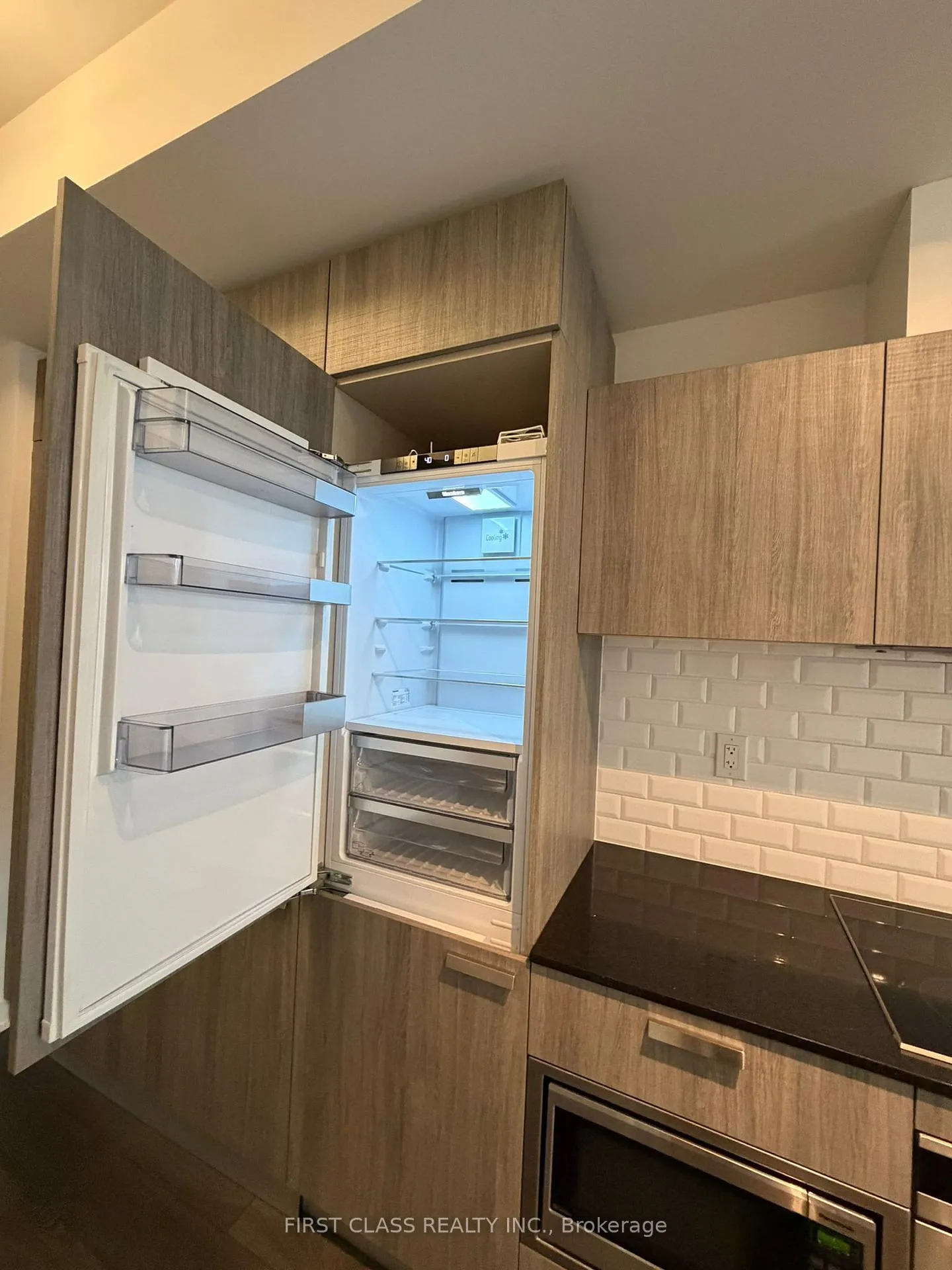 Photo 8 of Unit 1009, 50 Charles Street E, Toronto, Church-Yonge Corridor — HOMEH