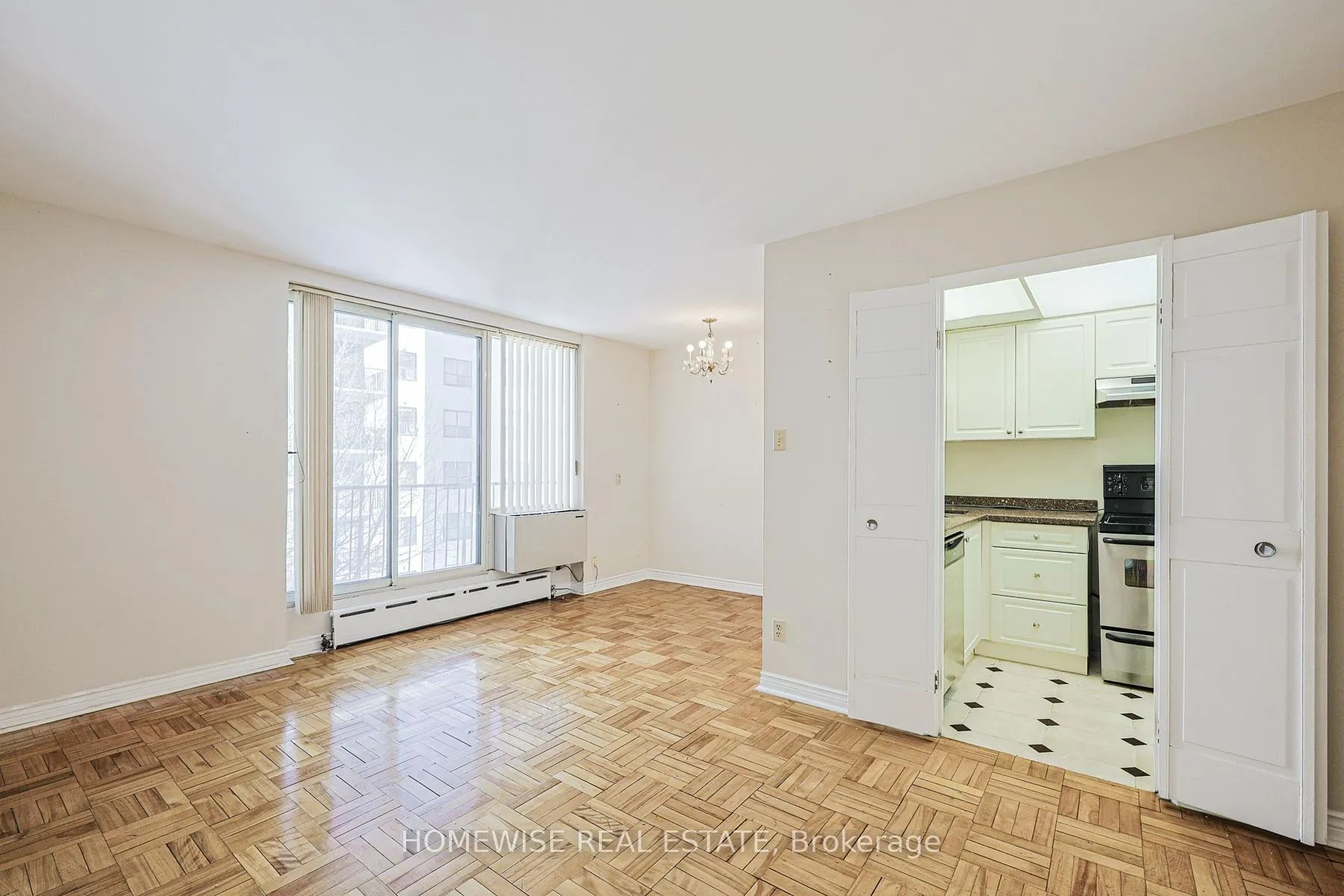 Photo 11 of Unit 611, 485 Kingston Road, Toronto, The Beaches — HOMEH