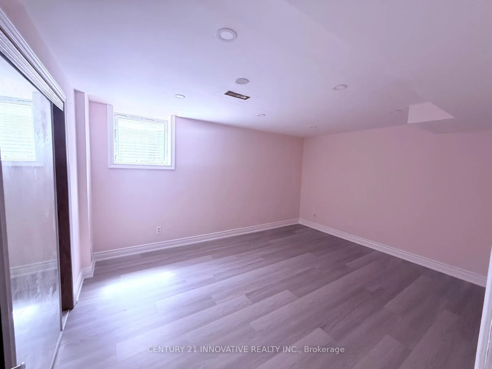 Photo 3 of Unit Basment, 132 Hillcroft Drive E, Markham, Middlefield — HOMEH