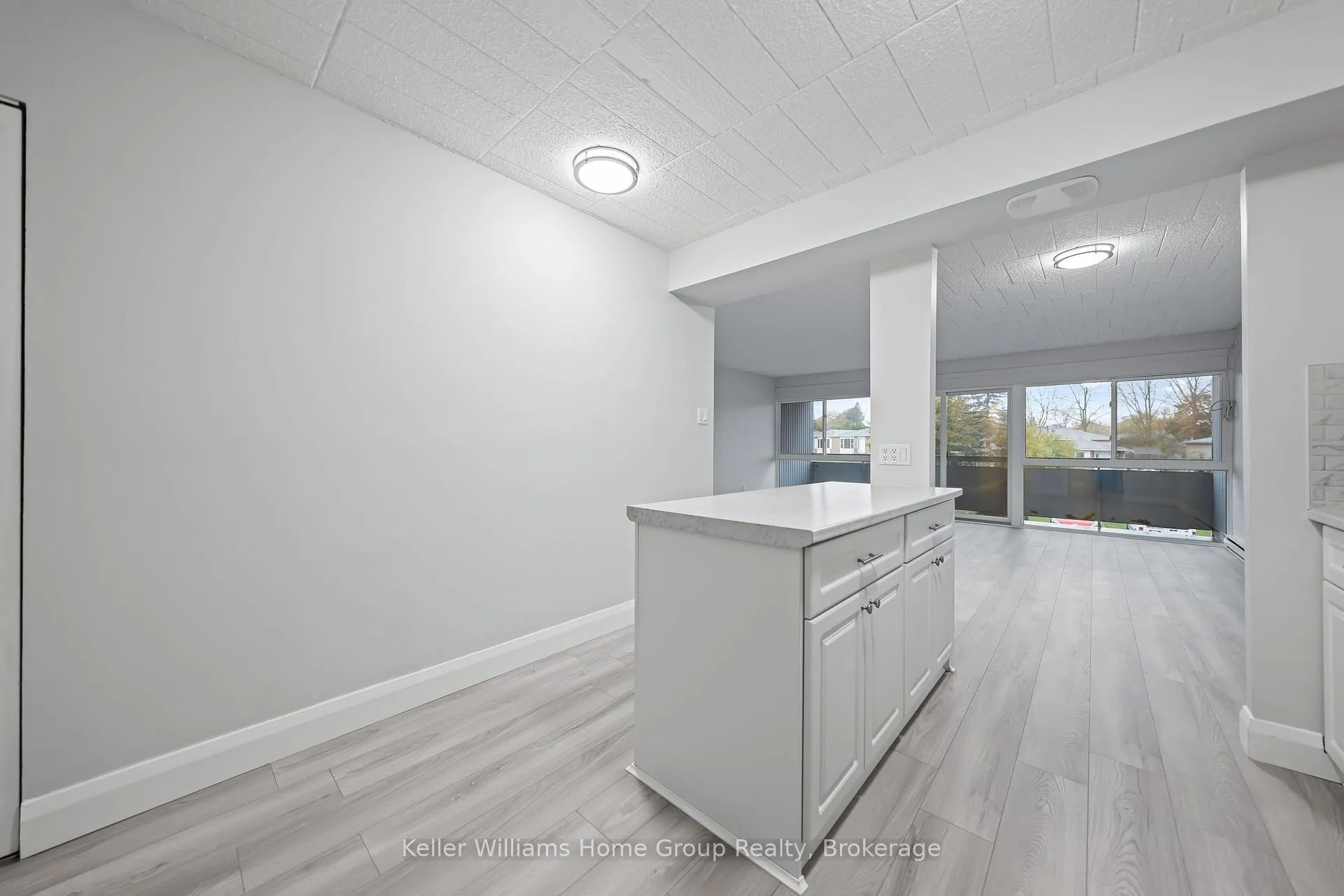 Photo 14 of Unit 408, 91 Conroy Crescent, Guelph, Dovercliffe Park/Old University — HOMEH