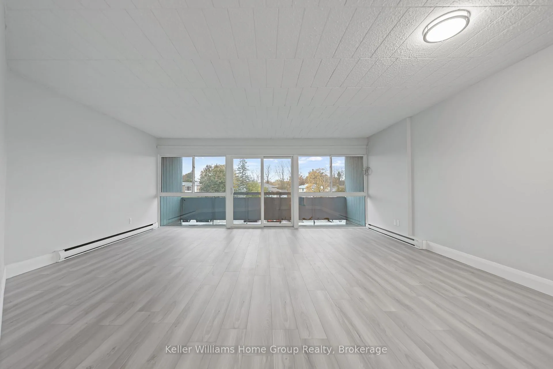 Photo 15 of Unit 408, 91 Conroy Crescent, Guelph, Dovercliffe Park/Old University — HOMEH