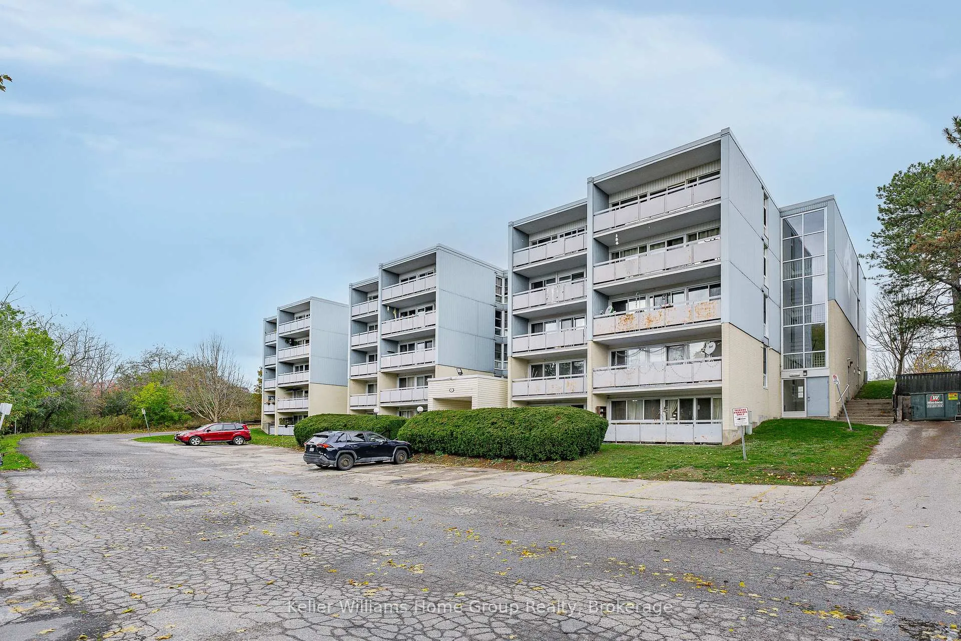 Photo 36 of Unit 408, 91 Conroy Crescent, Guelph, Dovercliffe Park/Old University — HOMEH
