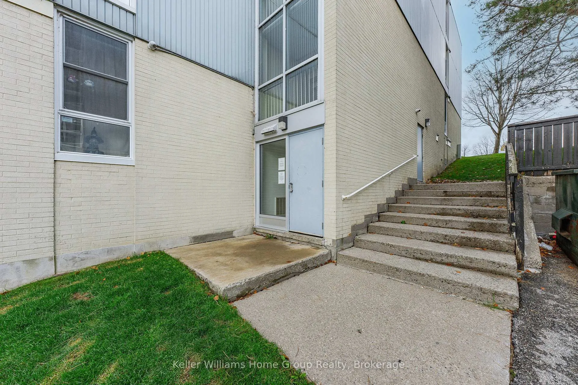 Photo 37 of Unit 408, 91 Conroy Crescent, Guelph, Dovercliffe Park/Old University — HOMEH