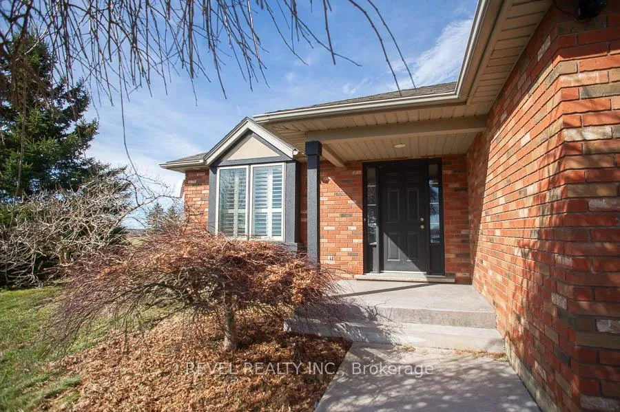Photo 3 of 307 Brant County Road 18, Brant, Brantford Twp — HOMEH