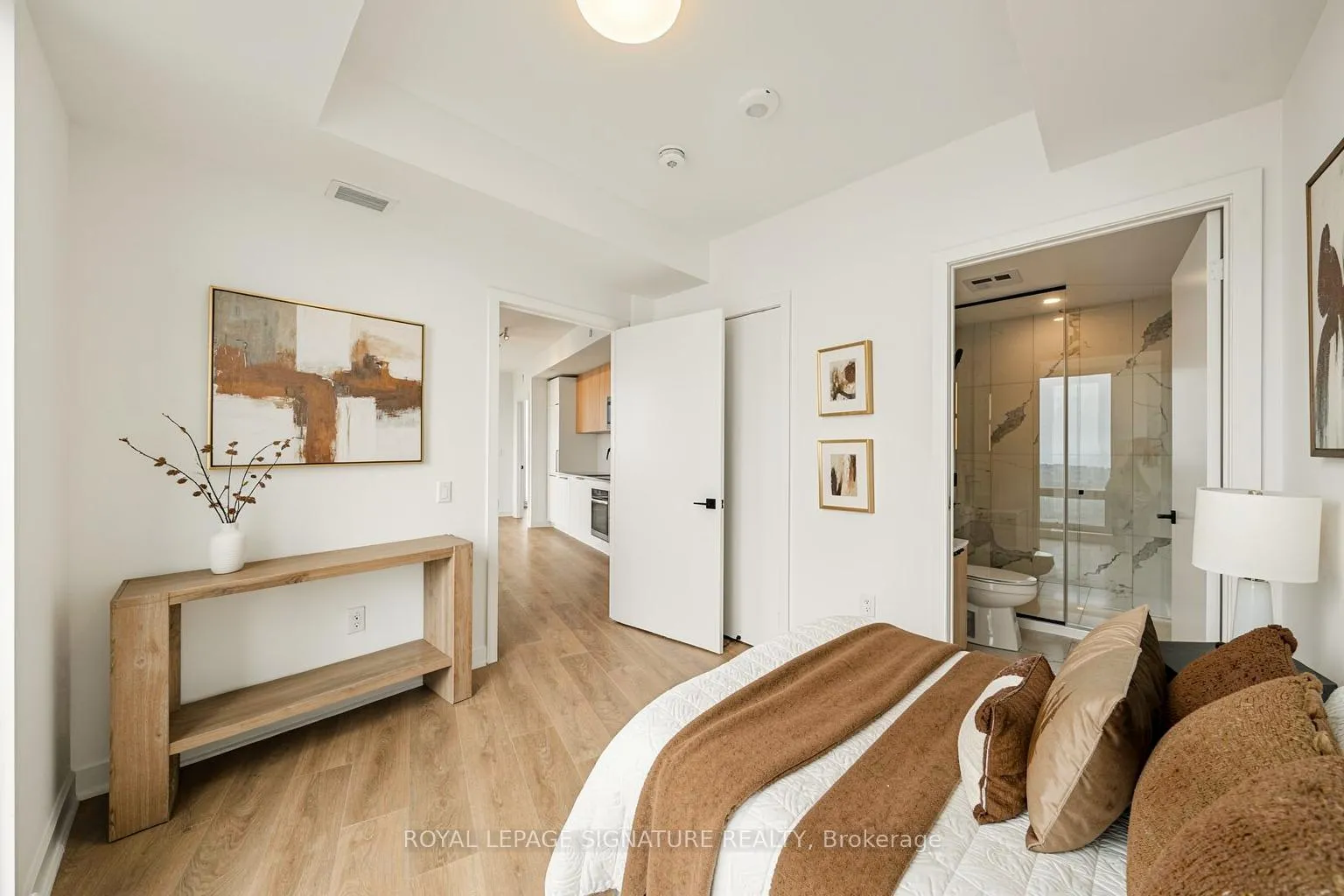 Photo 11 of Unit 2510, 1185 Dupont Street, Toronto, Dovercourt-Wallace Emerson-Junction — HOMEH