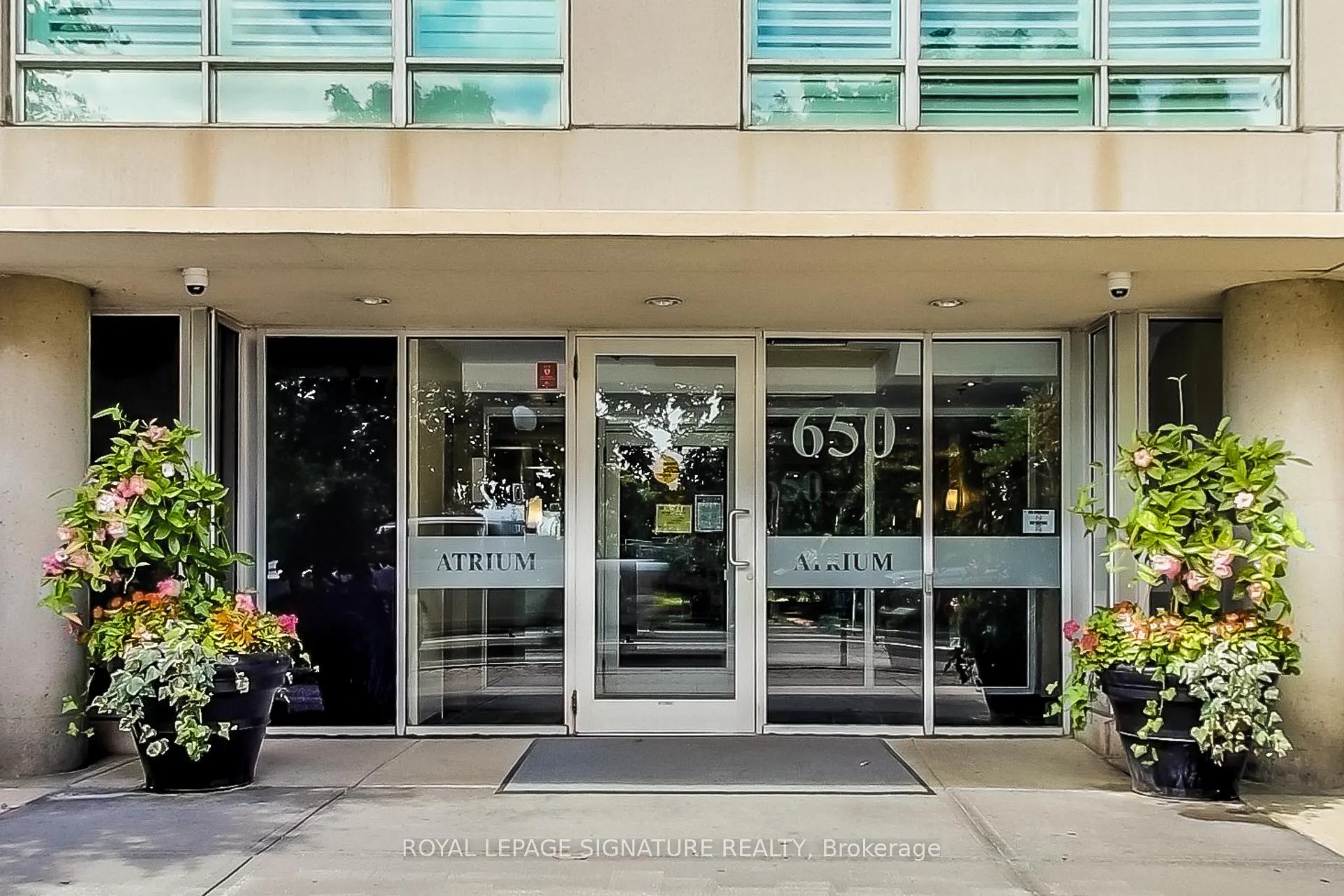 Photo 2 of Unit 1807, 650 Queens Quay W, Toronto, Waterfront Communities — HOMEH