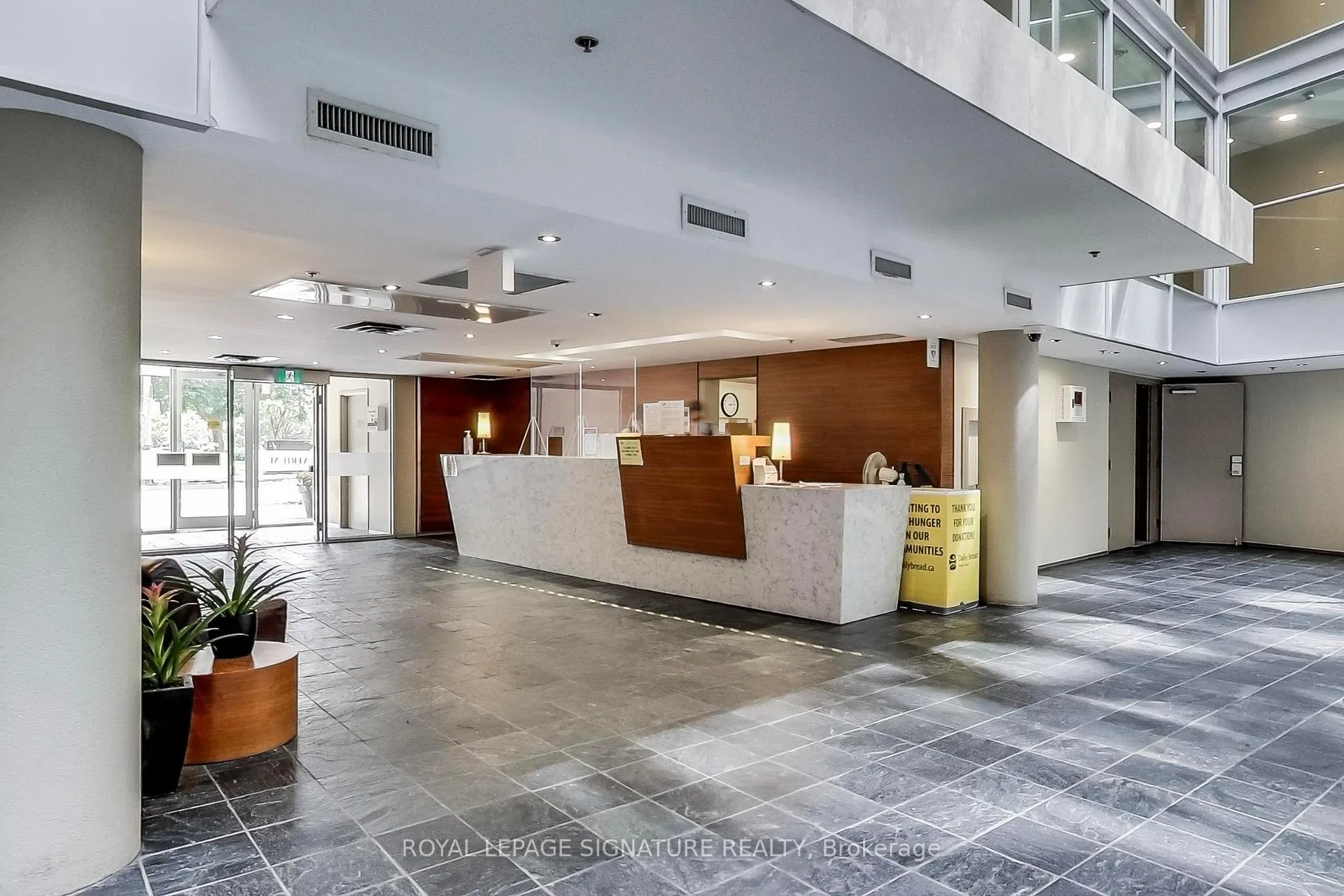 Photo 3 of Unit 1807, 650 Queens Quay W, Toronto, Waterfront Communities — HOMEH