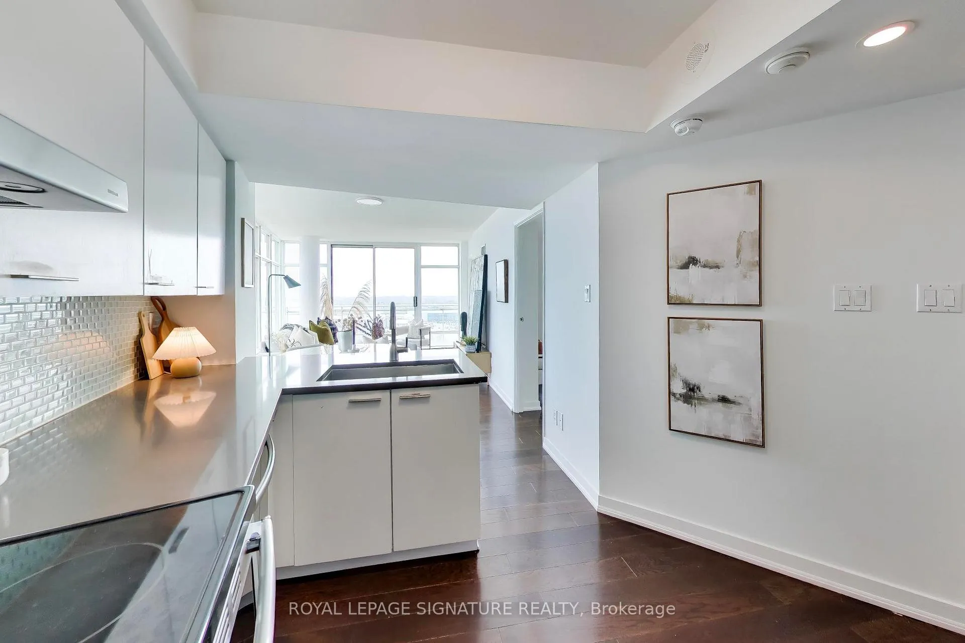 Photo 11 of Unit 1807, 650 Queens Quay W, Toronto, Waterfront Communities — HOMEH