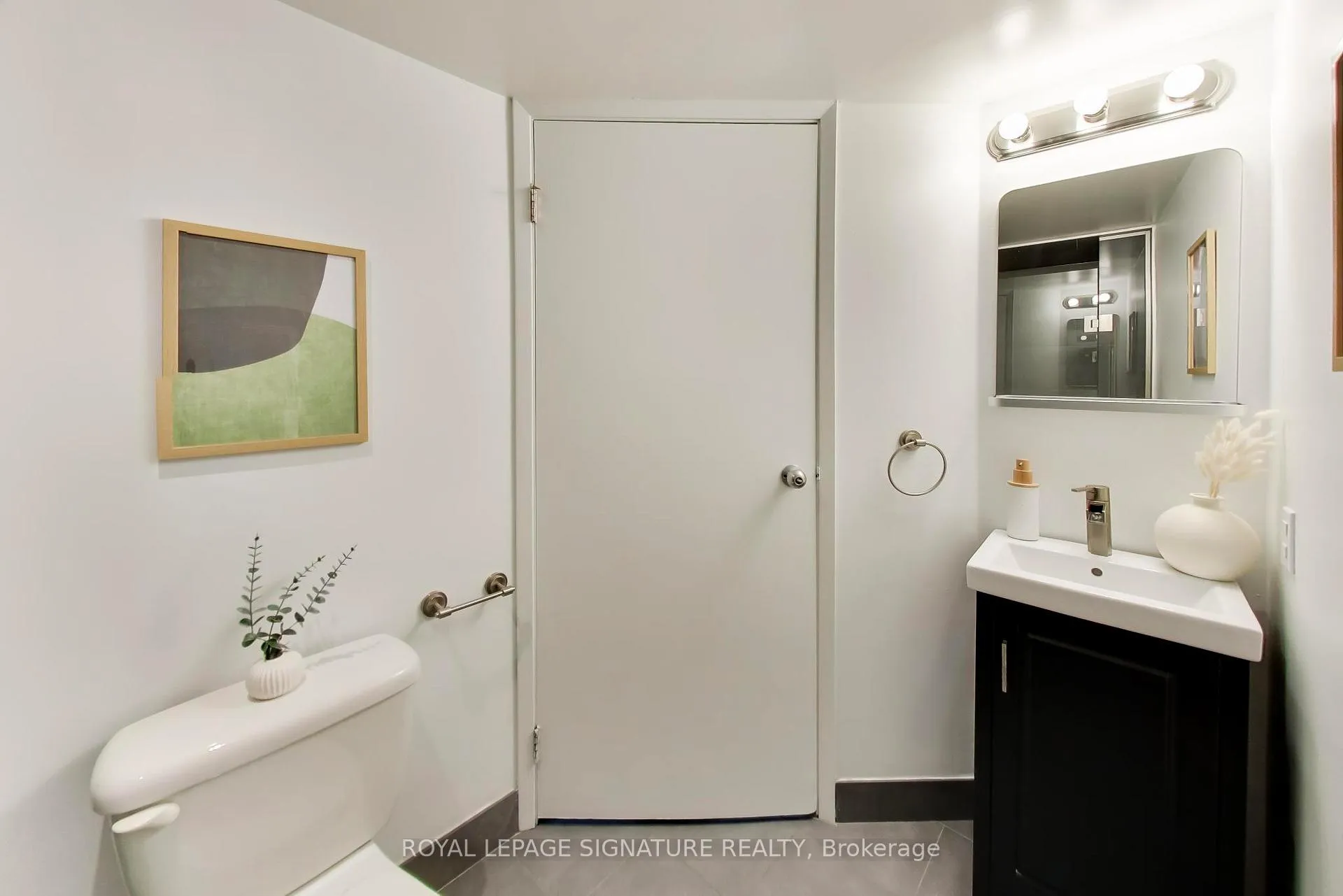 Photo 17 of Unit 1807, 650 Queens Quay W, Toronto, Waterfront Communities — HOMEH