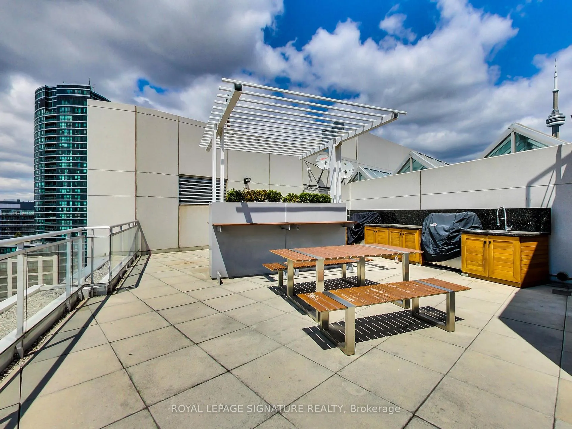 Photo 23 of Unit 1807, 650 Queens Quay W, Toronto, Waterfront Communities — HOMEH