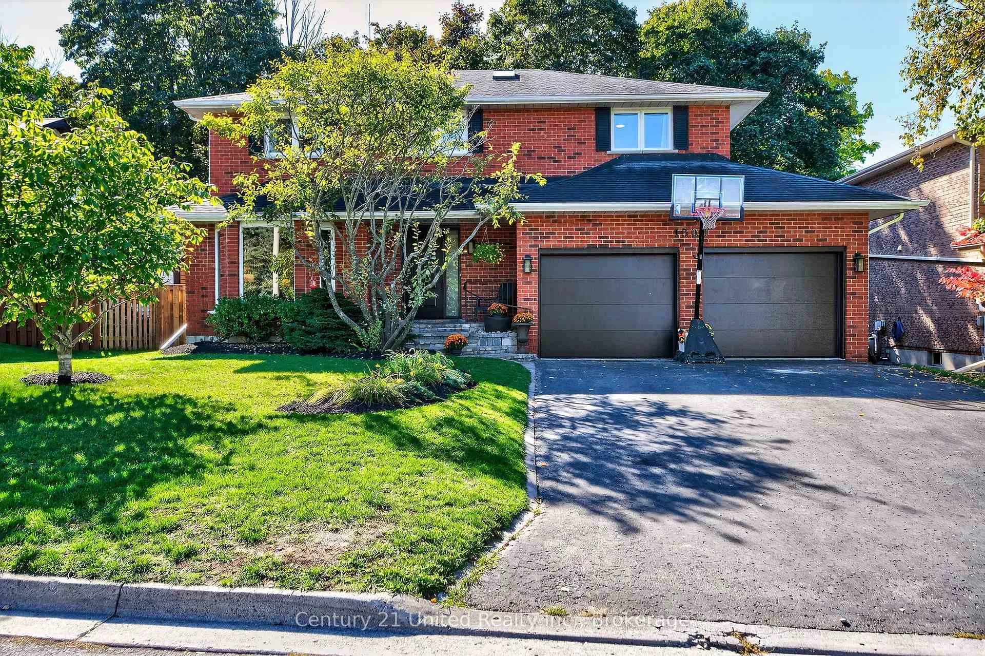 Photo 1 of 1309 Scollard Drive, Peterborough, Ashburnham Ward 4 — HOMEH