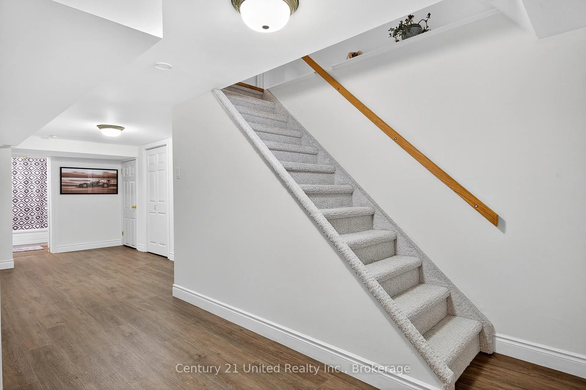 Photo 26 of 1309 Scollard Drive, Peterborough, Ashburnham Ward 4 — HOMEH