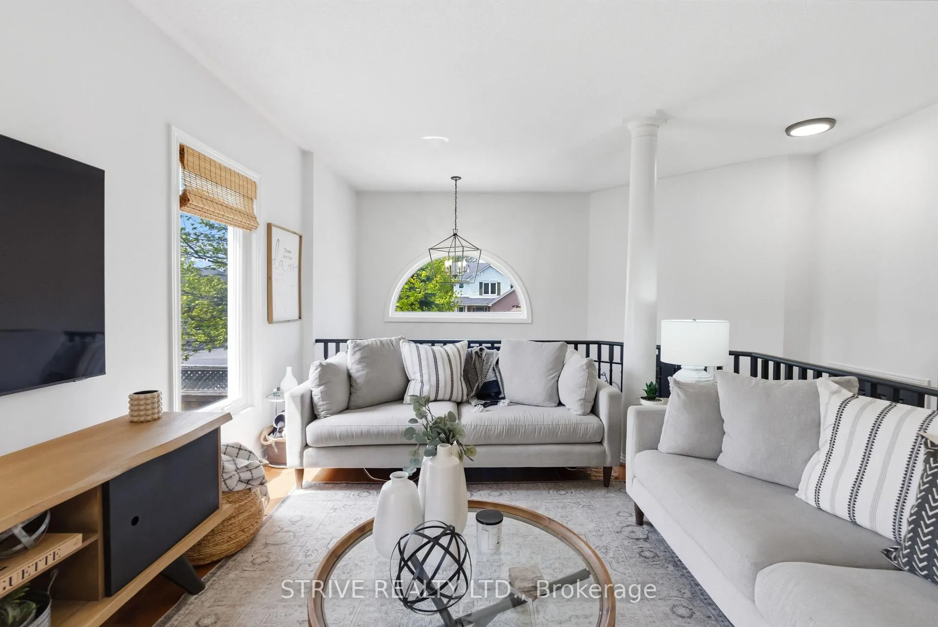 Photo 7 of 11 Granary Lane, Clarington, Courtice — HOMEH