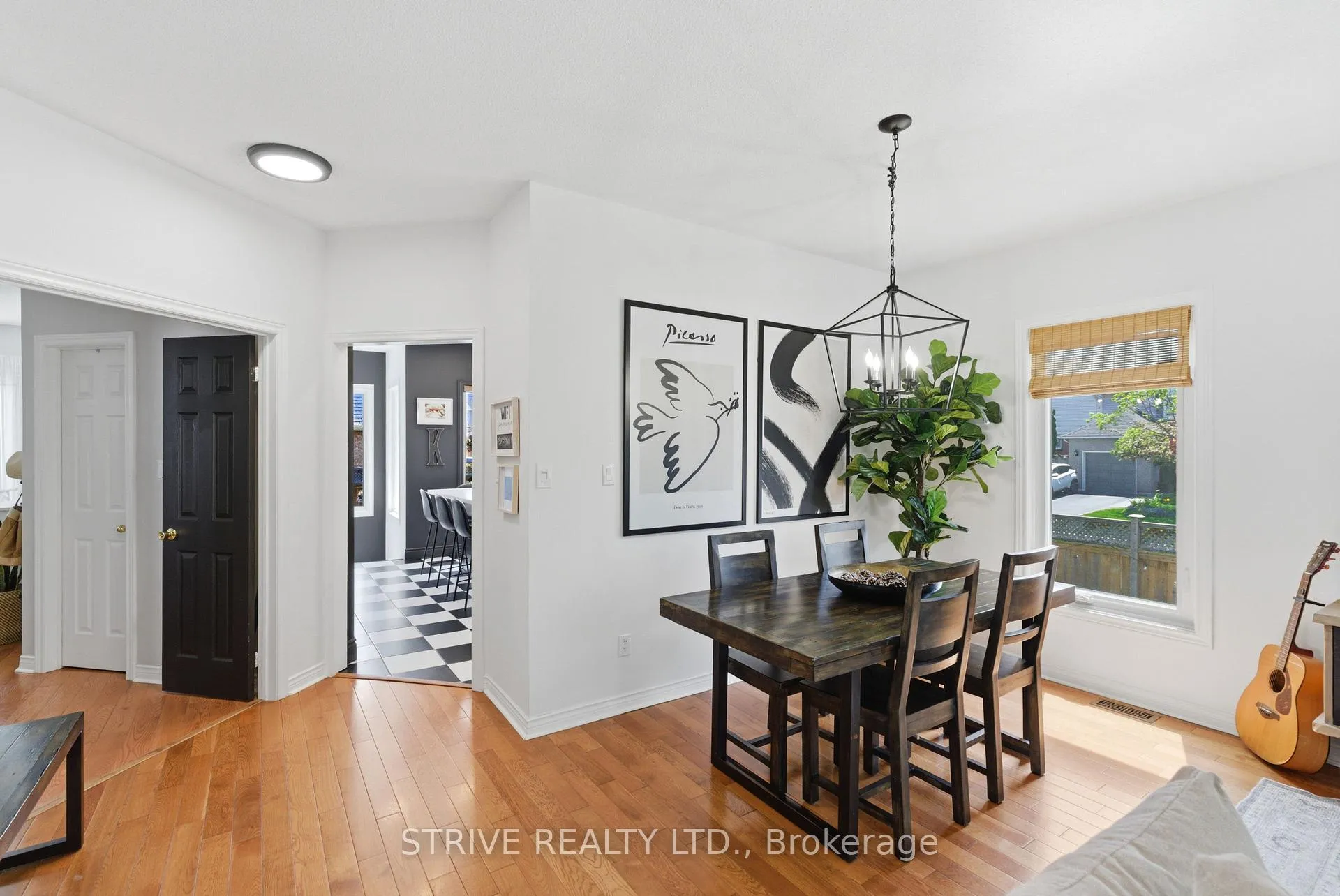 Photo 12 of 11 Granary Lane, Clarington, Courtice — HOMEH
