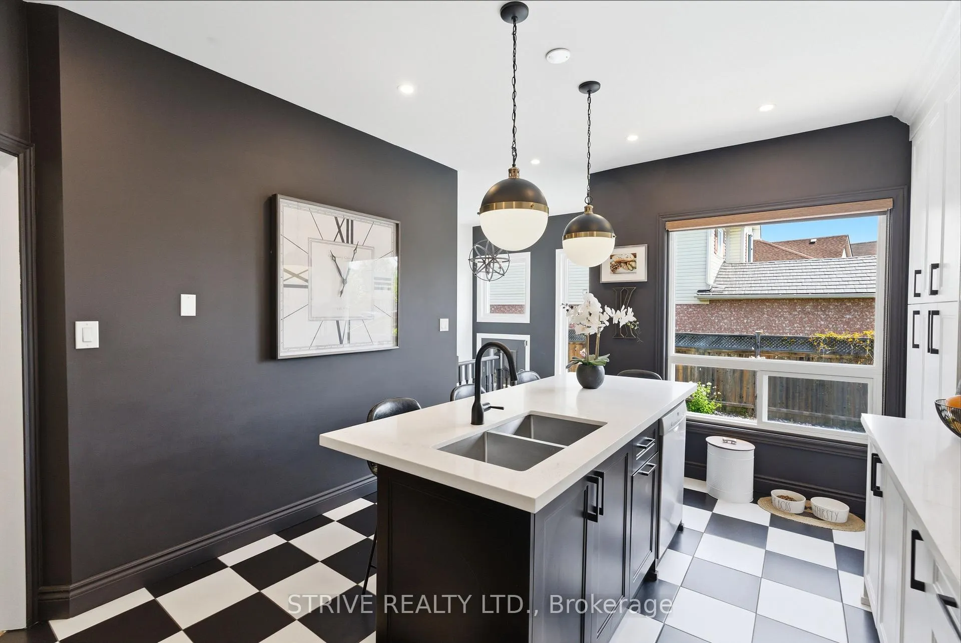 Photo 22 of 11 Granary Lane, Clarington, Courtice — HOMEH