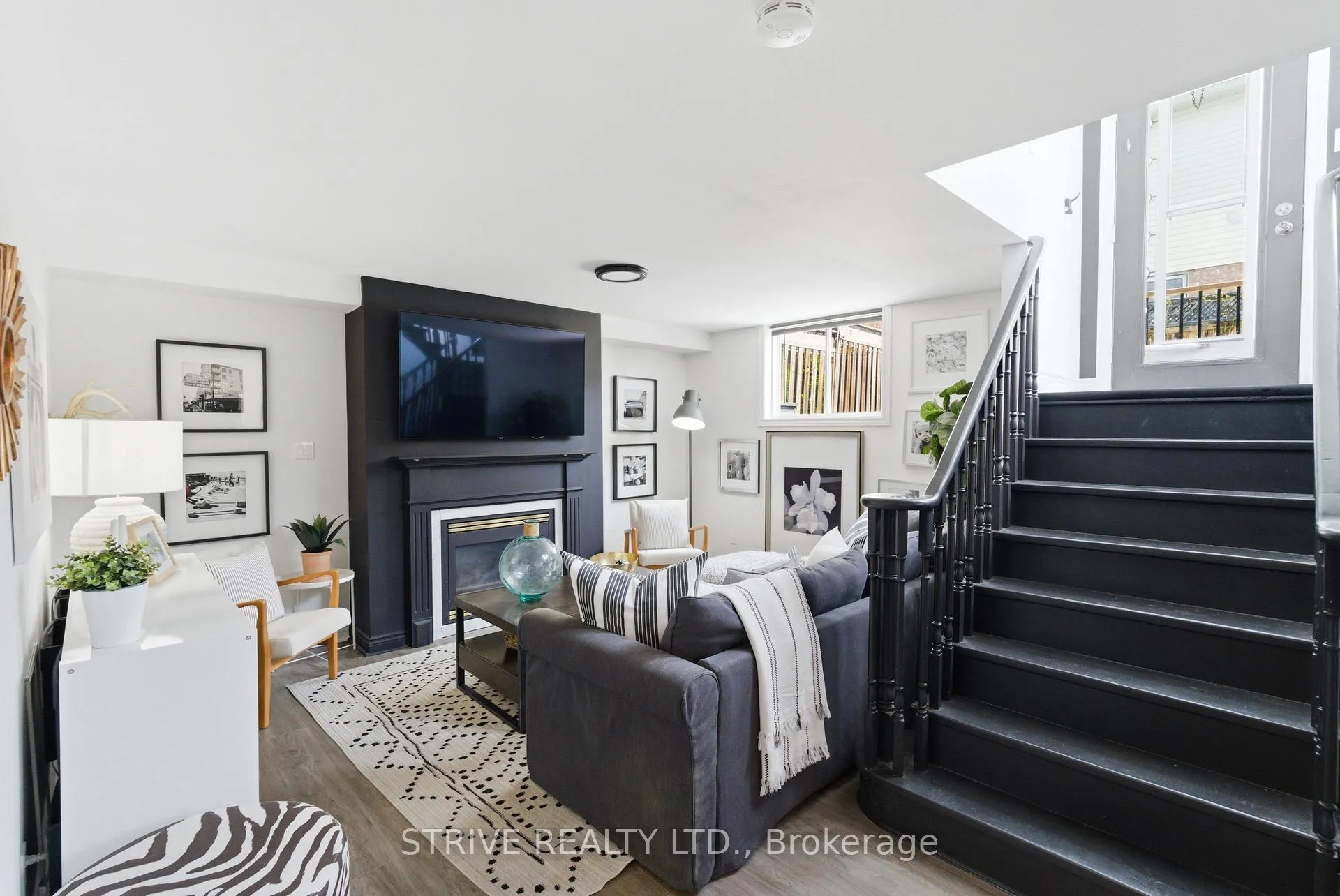 Photo 27 of 11 Granary Lane, Clarington, Courtice — HOMEH