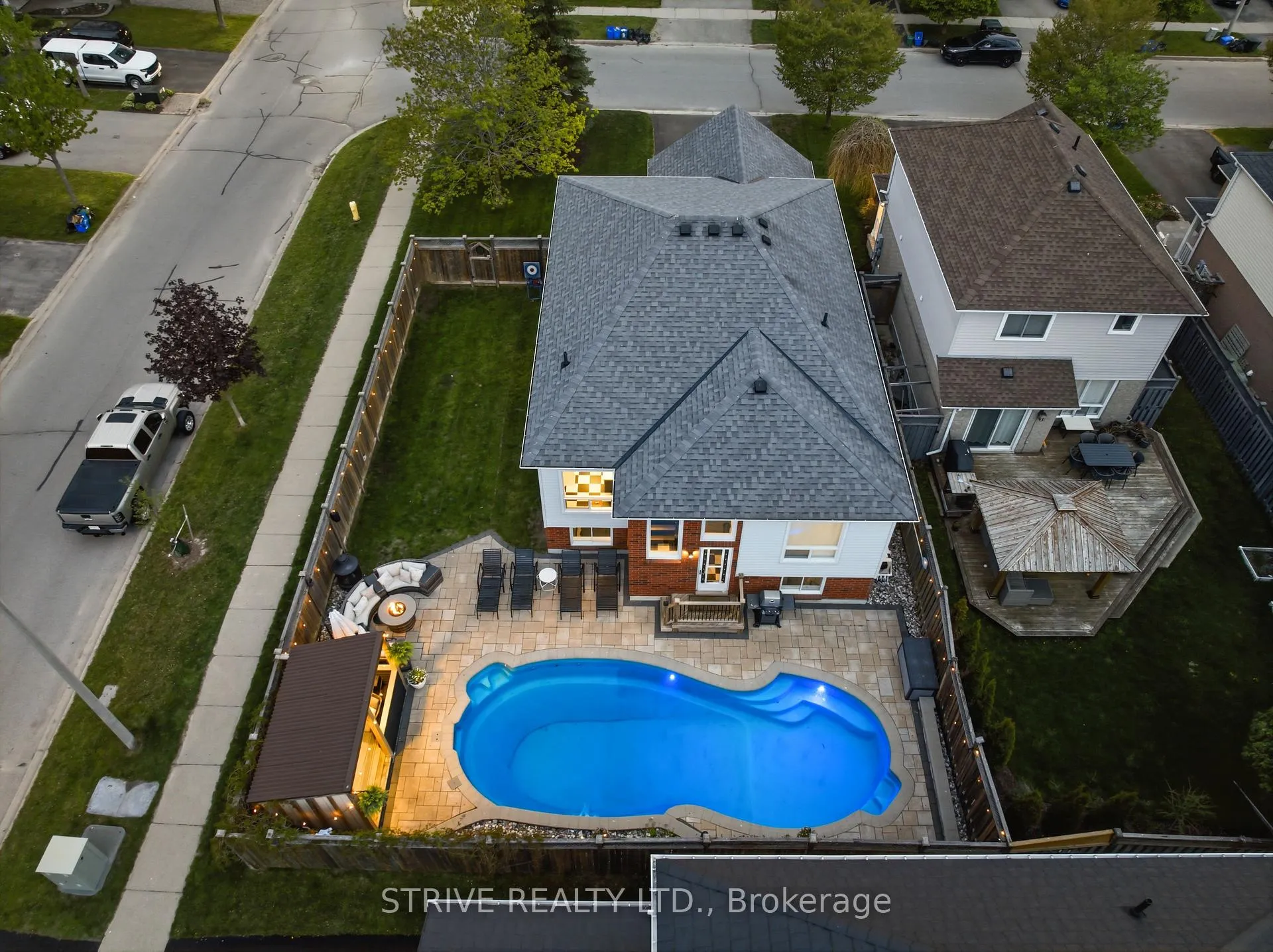 Photo 40 of 11 Granary Lane, Clarington, Courtice — HOMEH