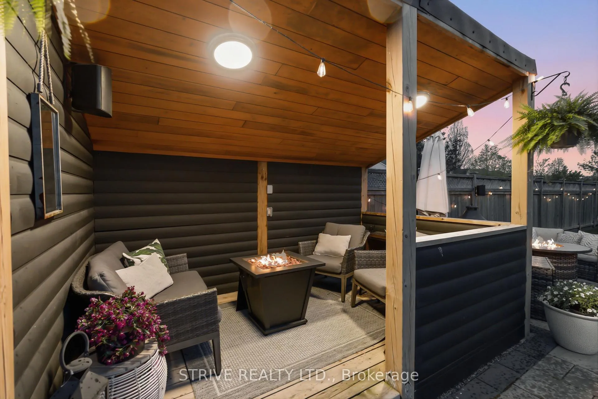Photo 44 of 11 Granary Lane, Clarington, Courtice — HOMEH