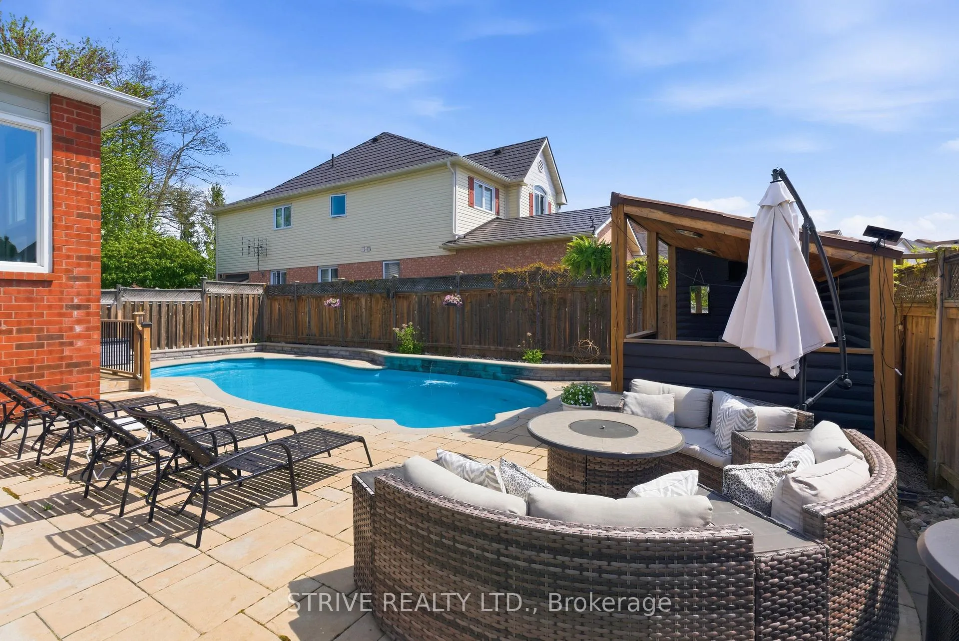 Photo 49 of 11 Granary Lane, Clarington, Courtice — HOMEH