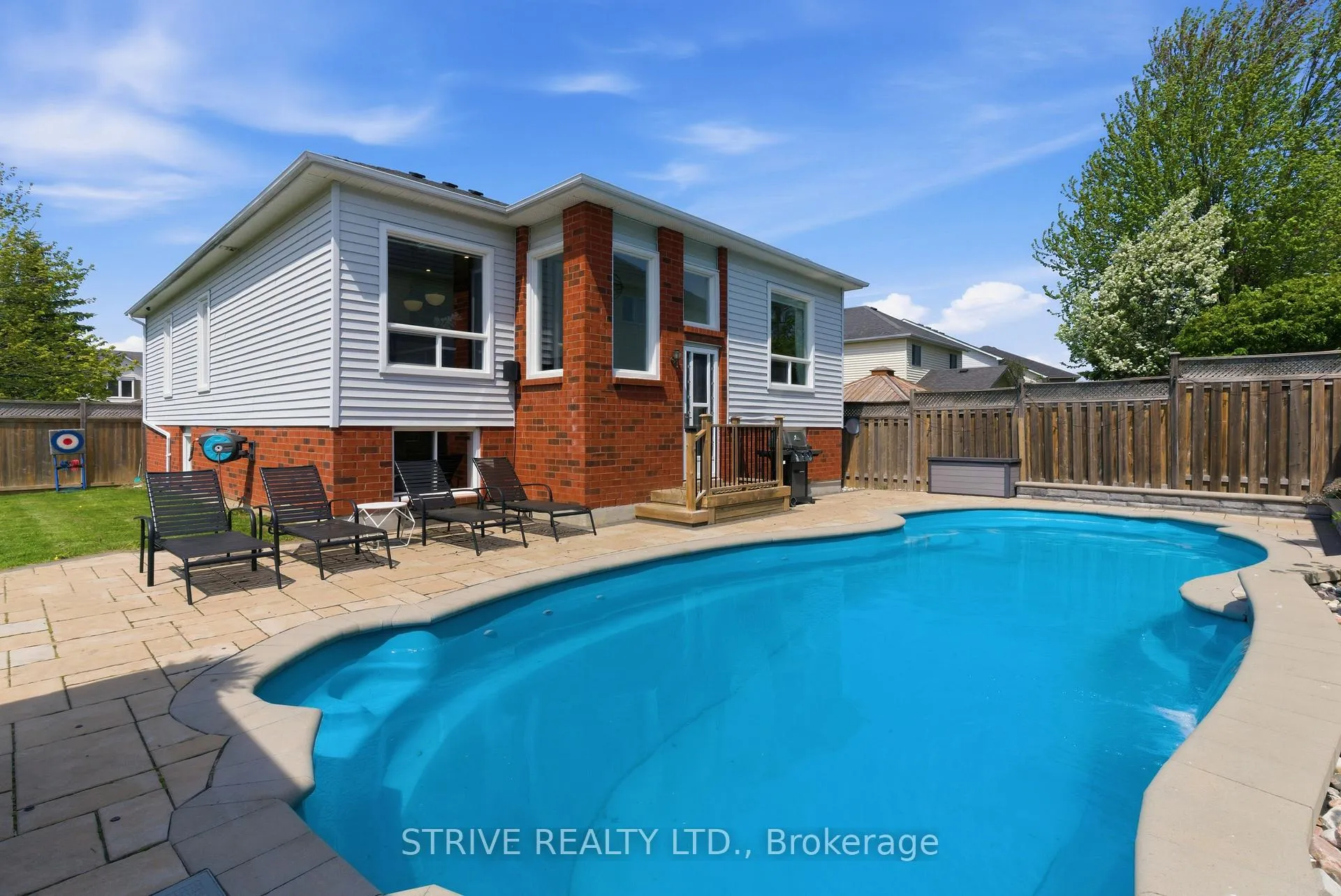 Photo 50 of 11 Granary Lane, Clarington, Courtice — HOMEH