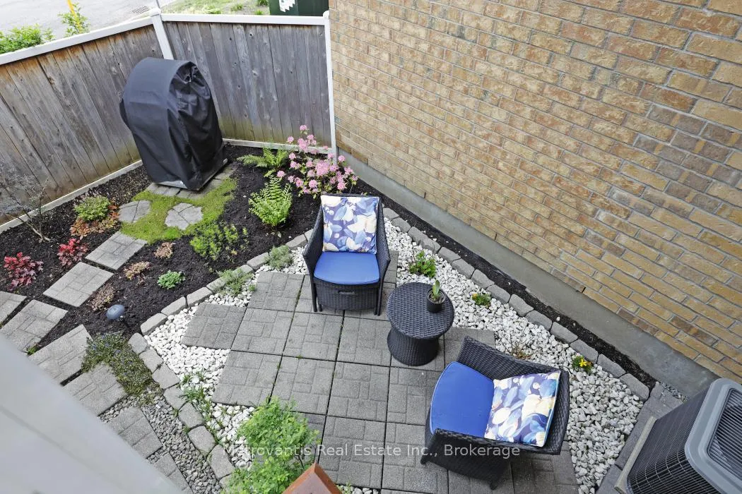 Photo 25 of 1635 Locksley Lane, Ottawa, Beaconwood — HOMEH
