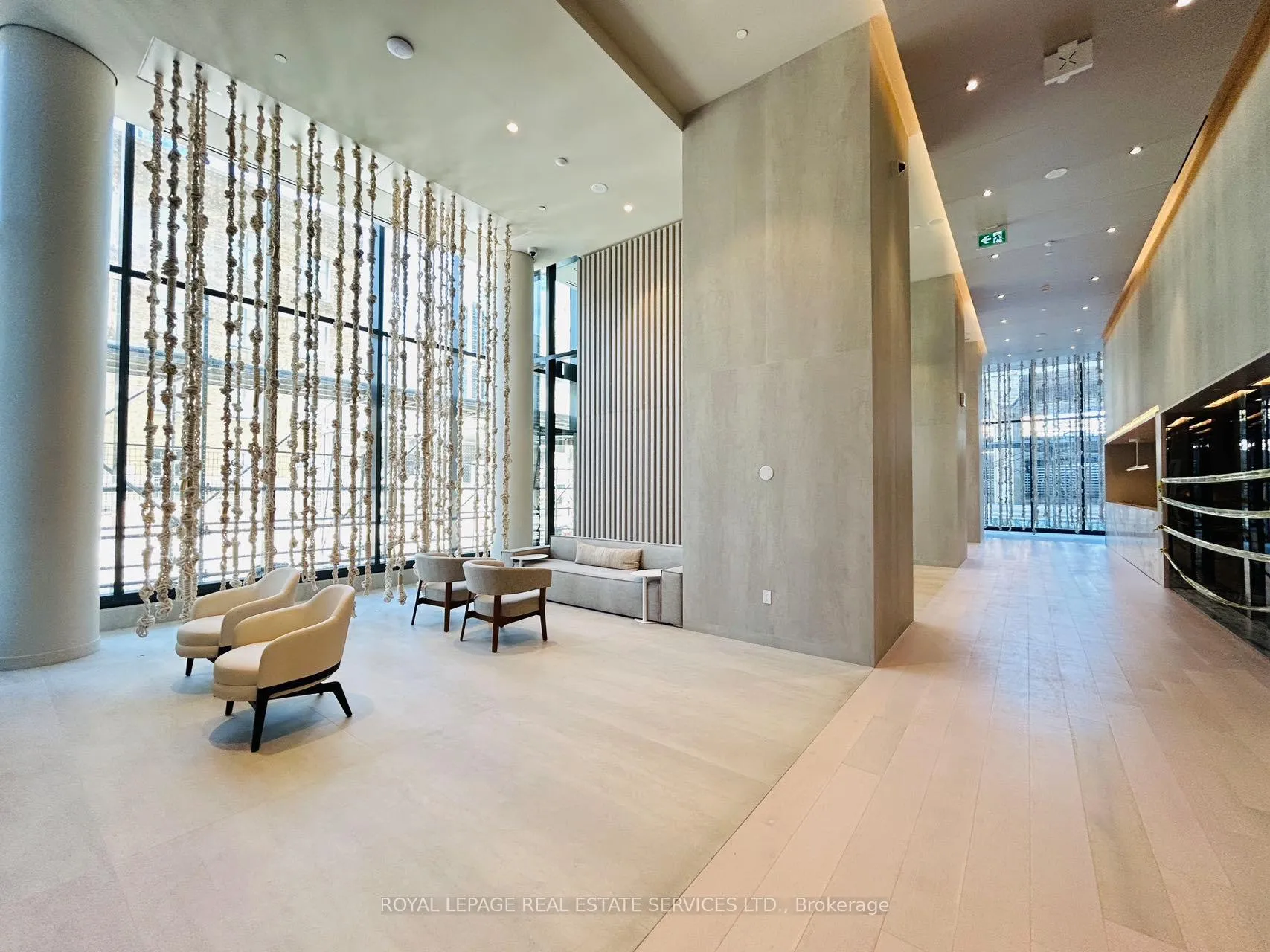 Photo 2 of Unit 2907, 55 Cooper Street, Toronto, Waterfront Communities — HOMEH